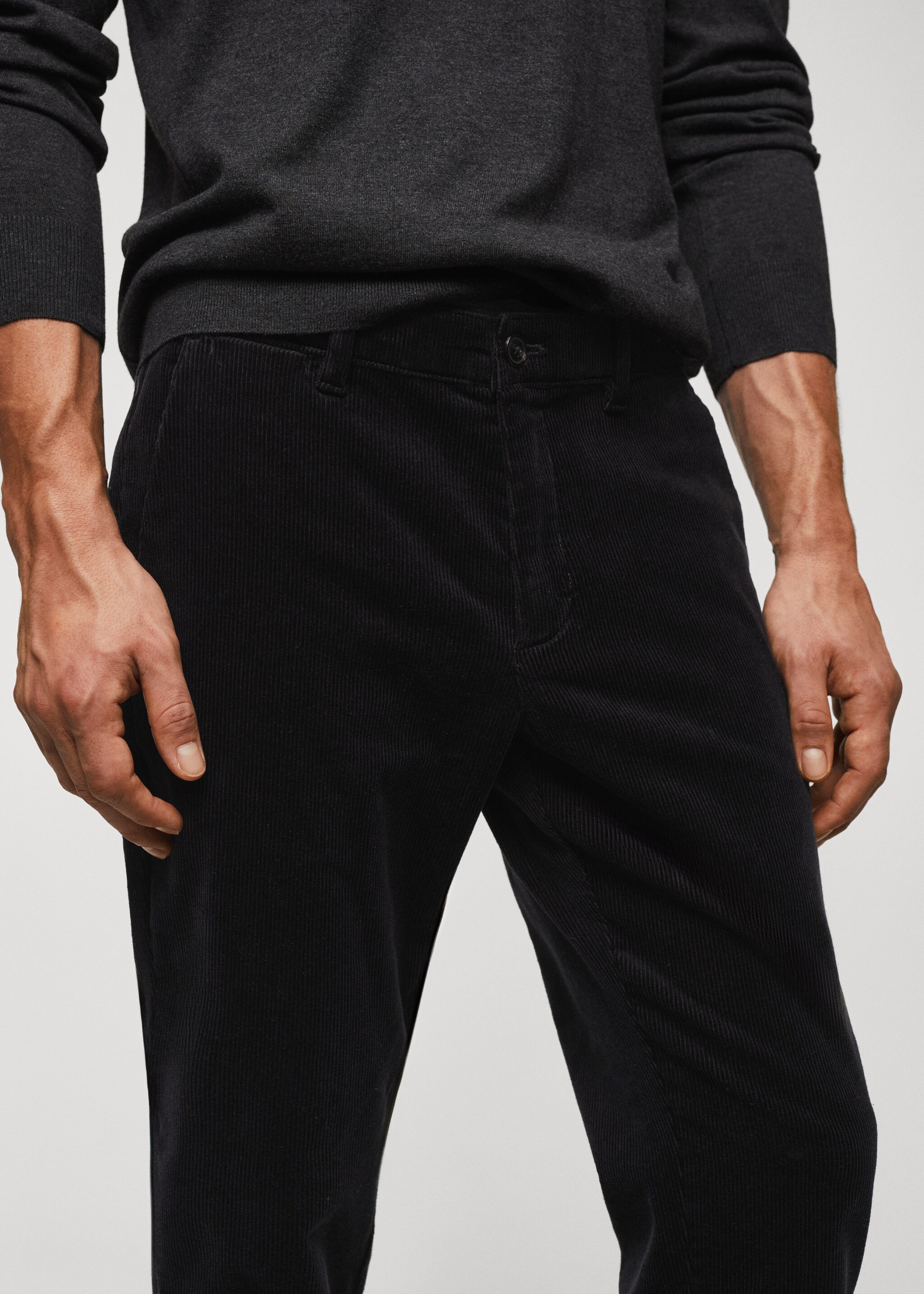 Corduroy slim fit crop pants - Details of the article 1