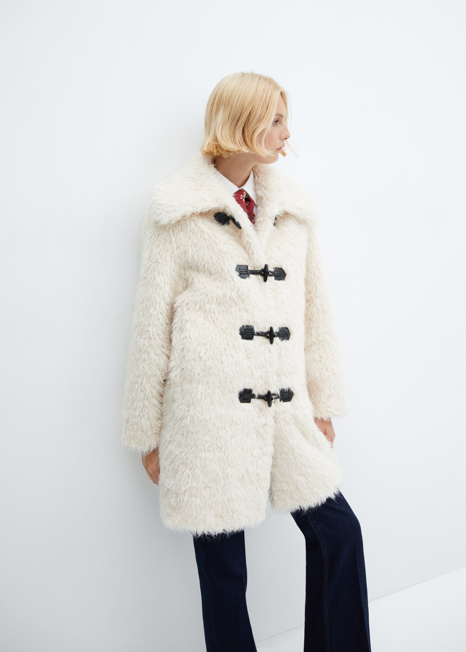 Fur-effect midi-coat - Details of the article 2