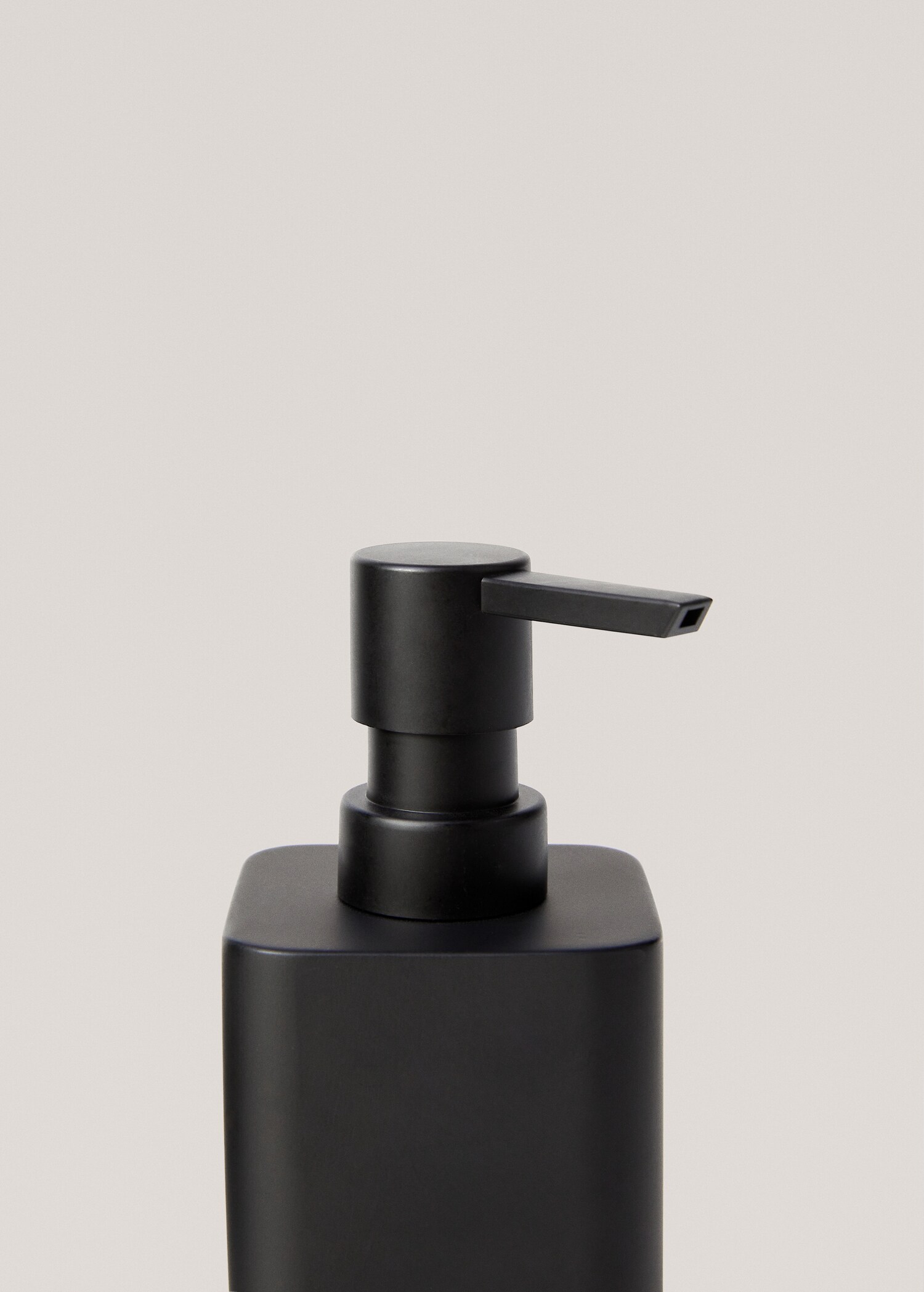 Distributeur de savon résine - Détail de l'article 2