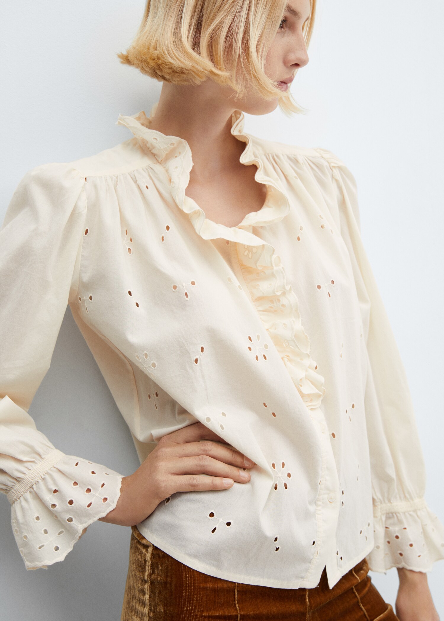 Chemise ajourée détail volants - Détail de l'article 2