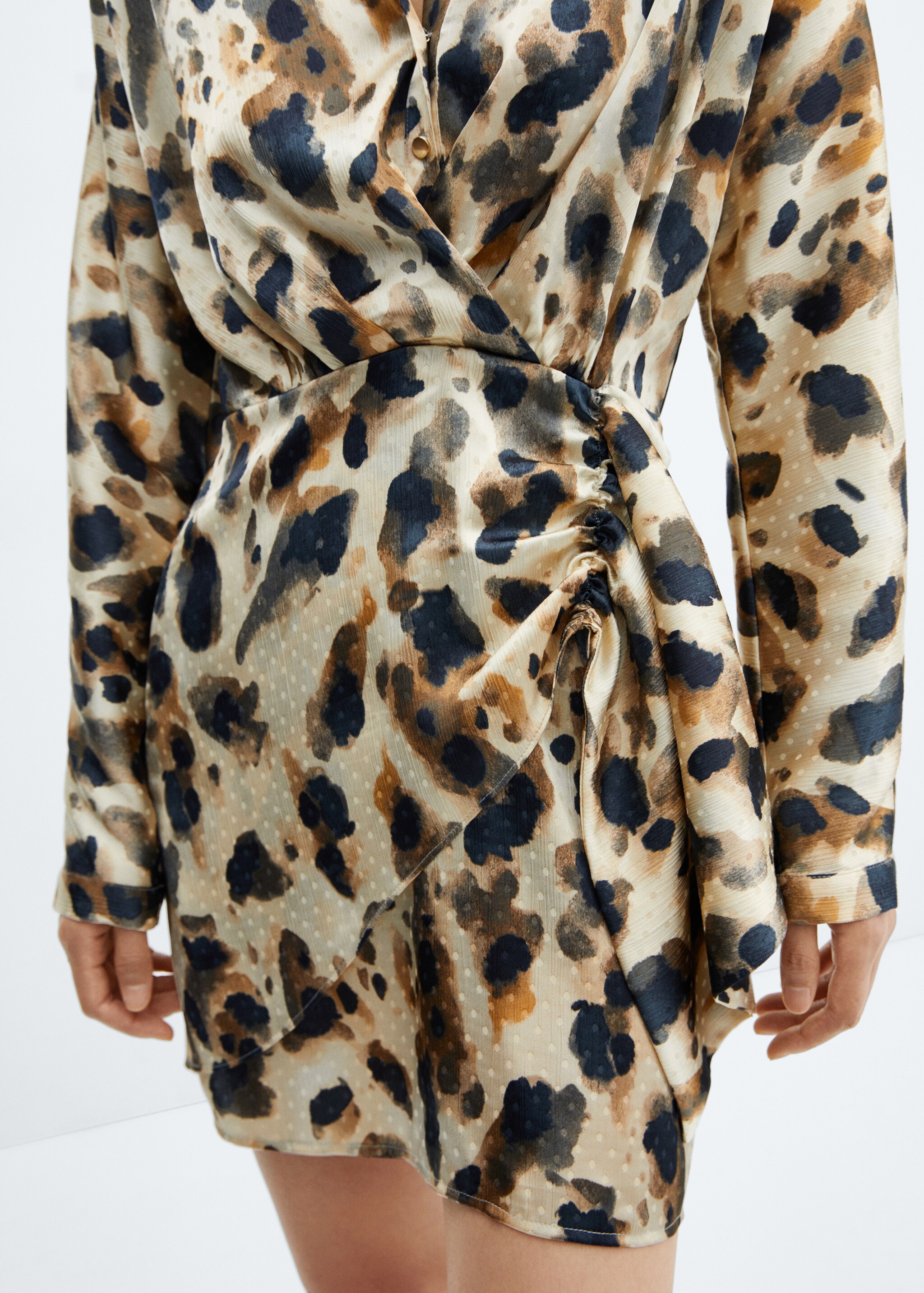 Атласное платье с леопардовым принтом - Деталь изделия 6