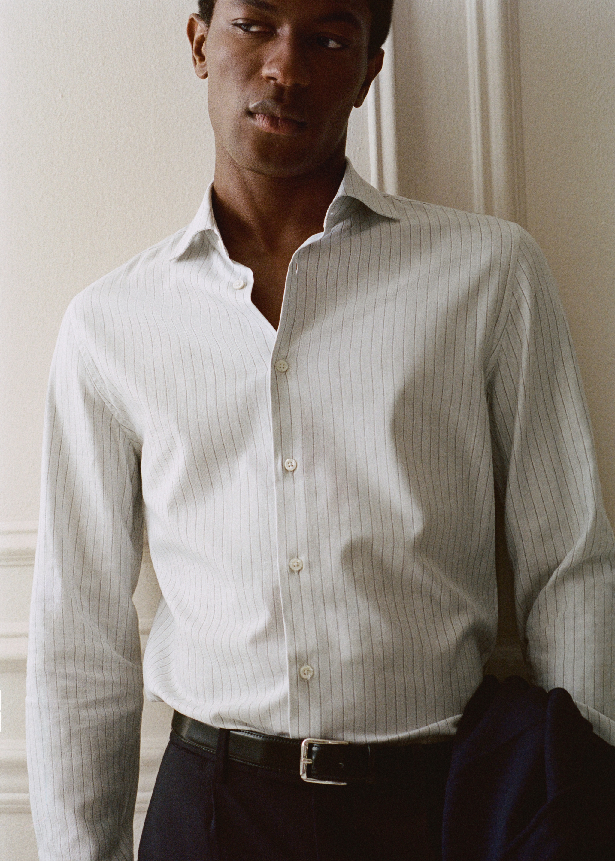 Structured pinstripe shirt - Details of the article 5