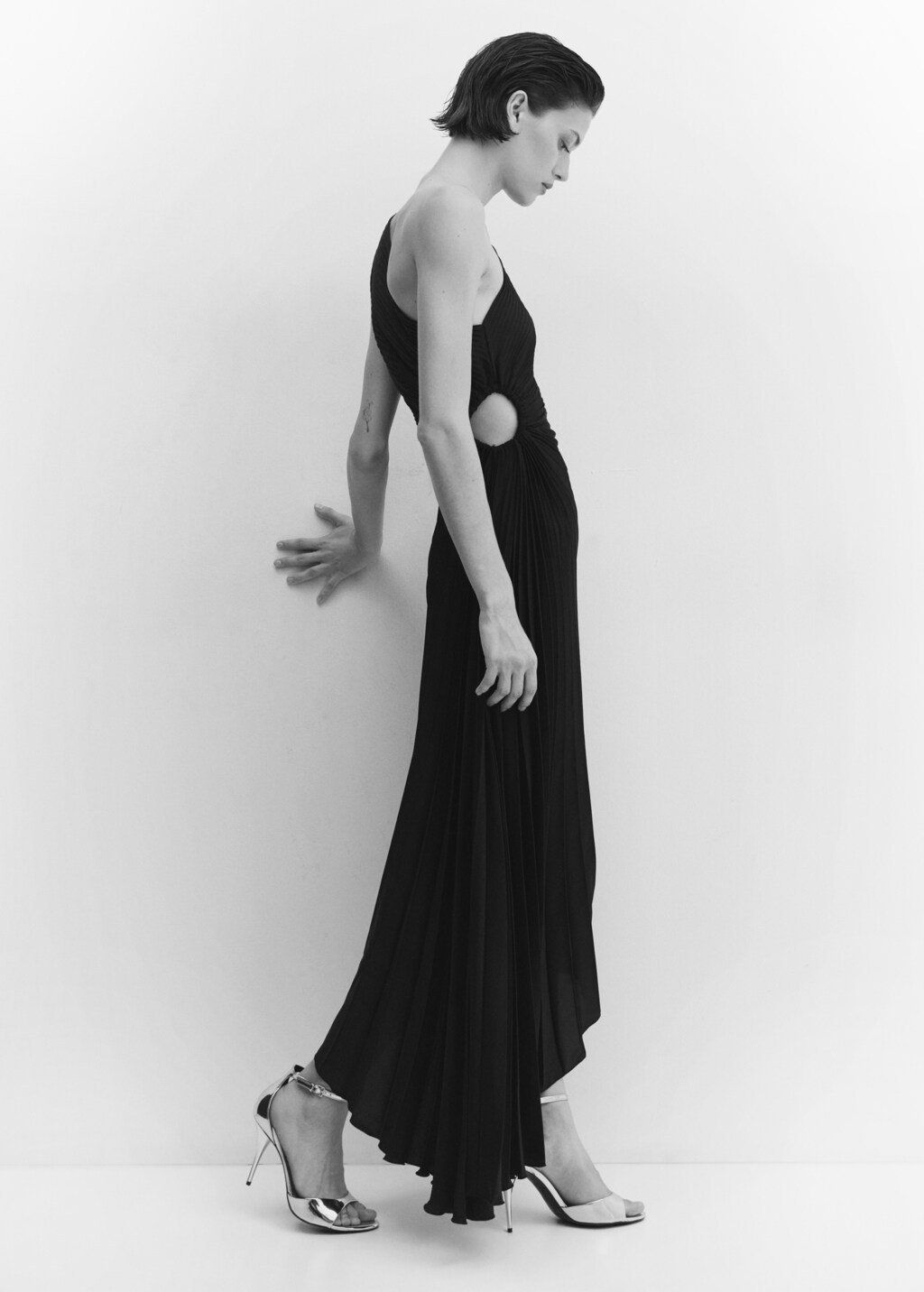 ワンピース Formentera Pleated Bicolor Dress M Gwenn Pleated Mini – AMUR