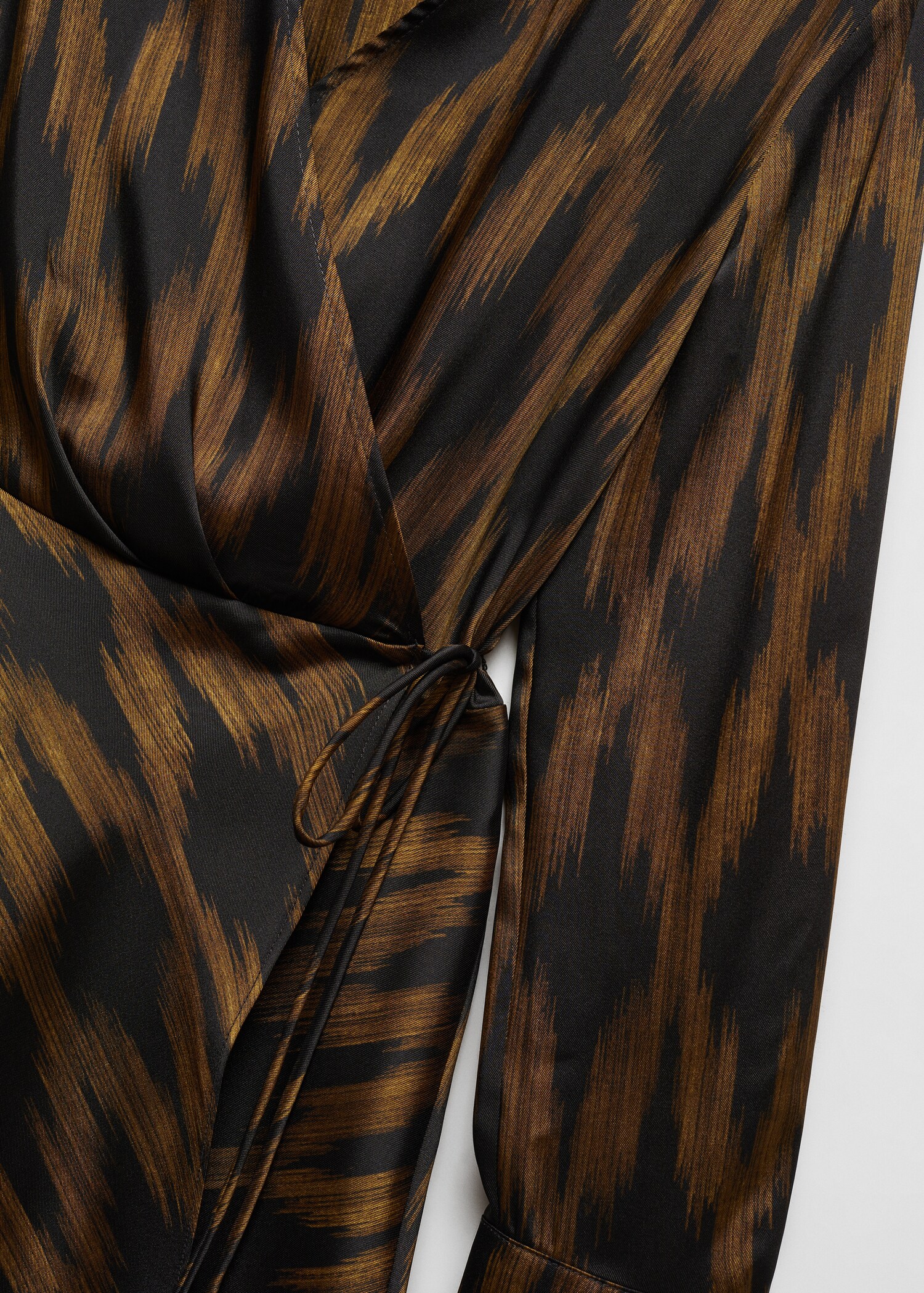 Vestido cruzado estampado - Detalle del artículo 8