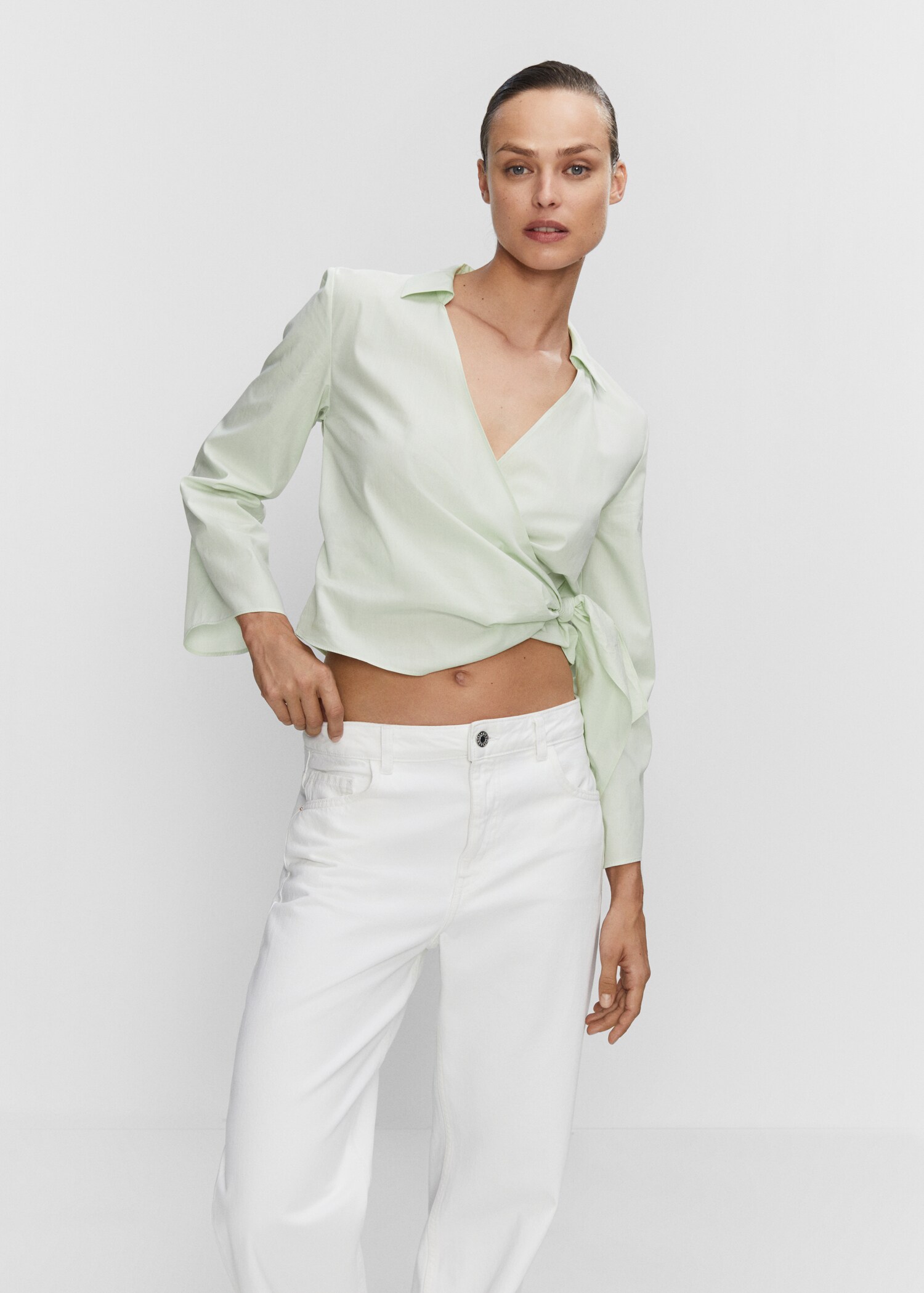 Wrap shirt with knot detail - Medium plane