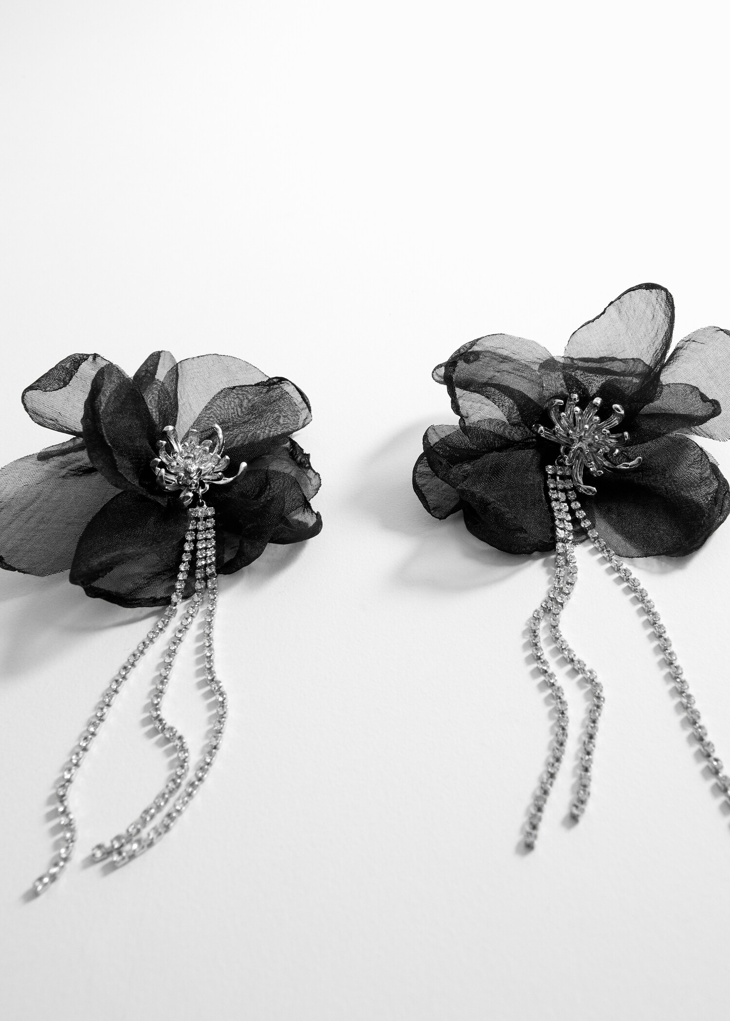 Floral rhinestone earrings - Details of the article 1