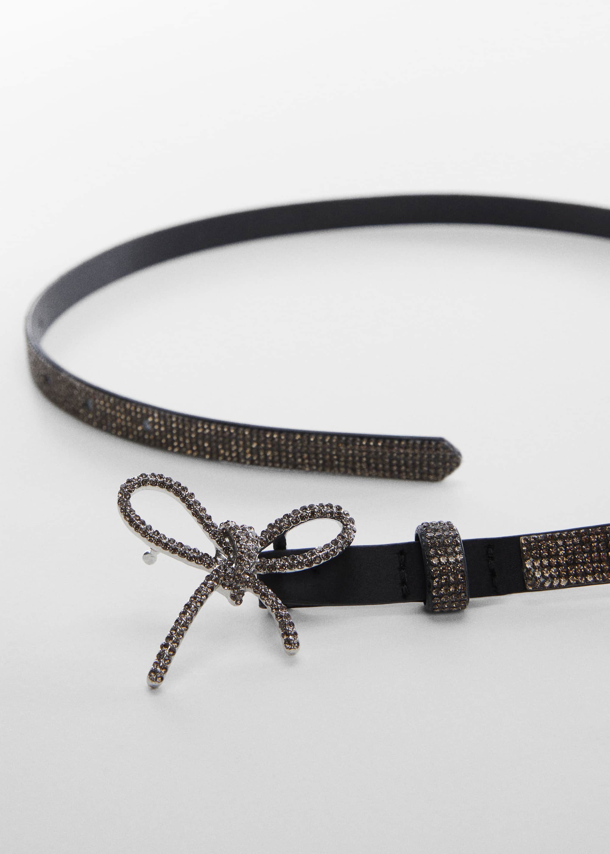Rhinestone belt with bow - Details of the article 1