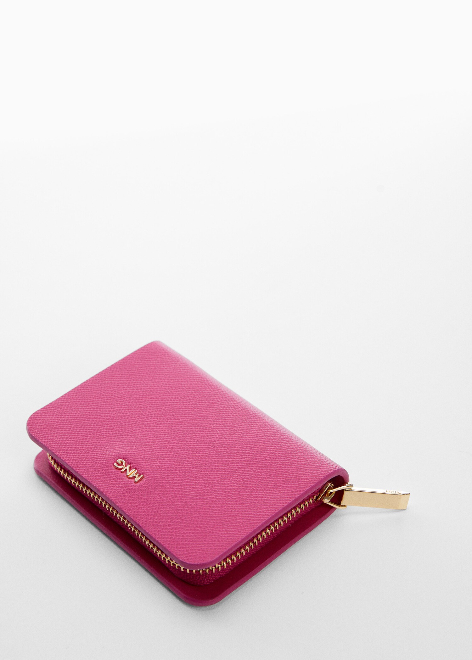 Billetera textura logo relieve - Plano medio