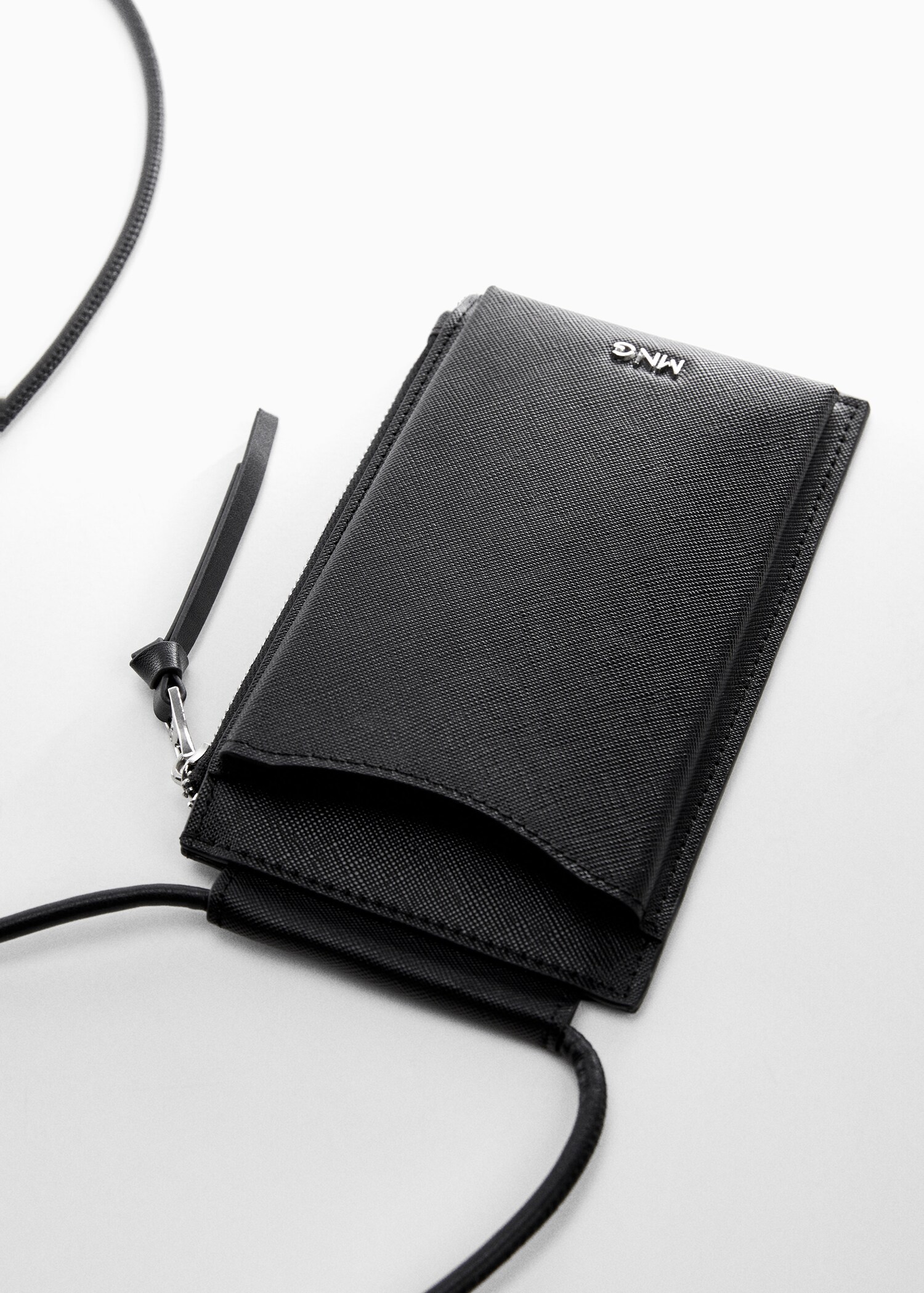 Housse téléphone portable effet saffiano Femme MANGO Nouvelle