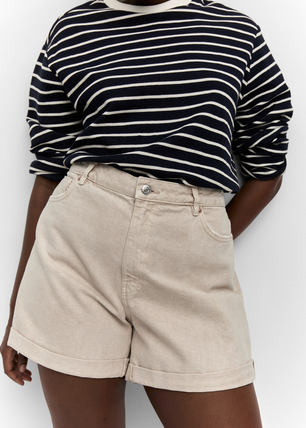 Mom-fit denim shorts - Women | MANGO Japan