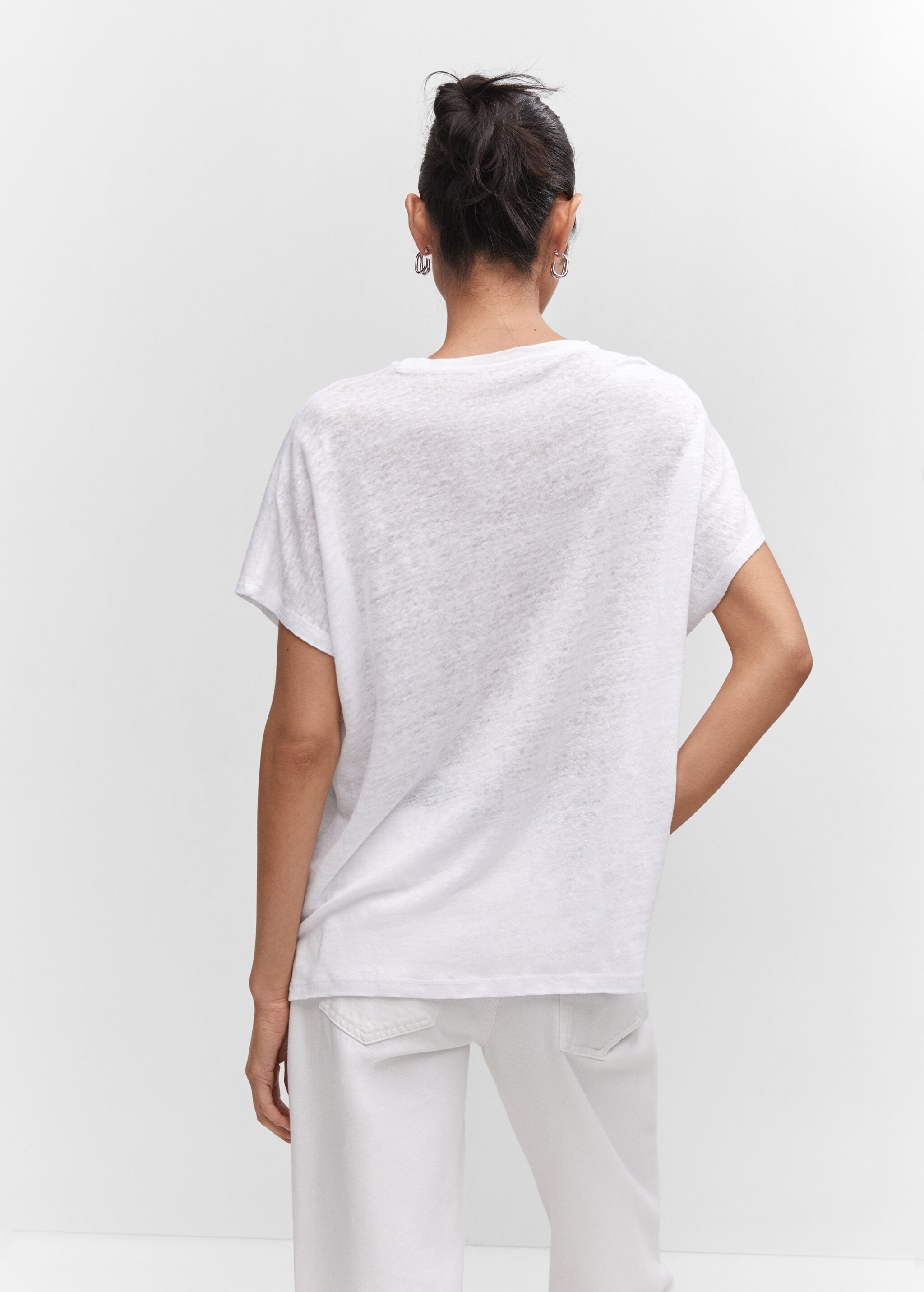 Camiseta lino oversize - Reverse of the article