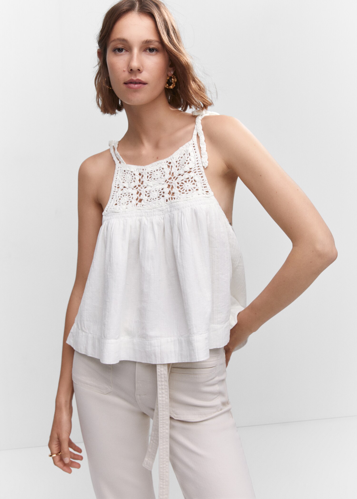 Top empiècement crochet - Plan moyen