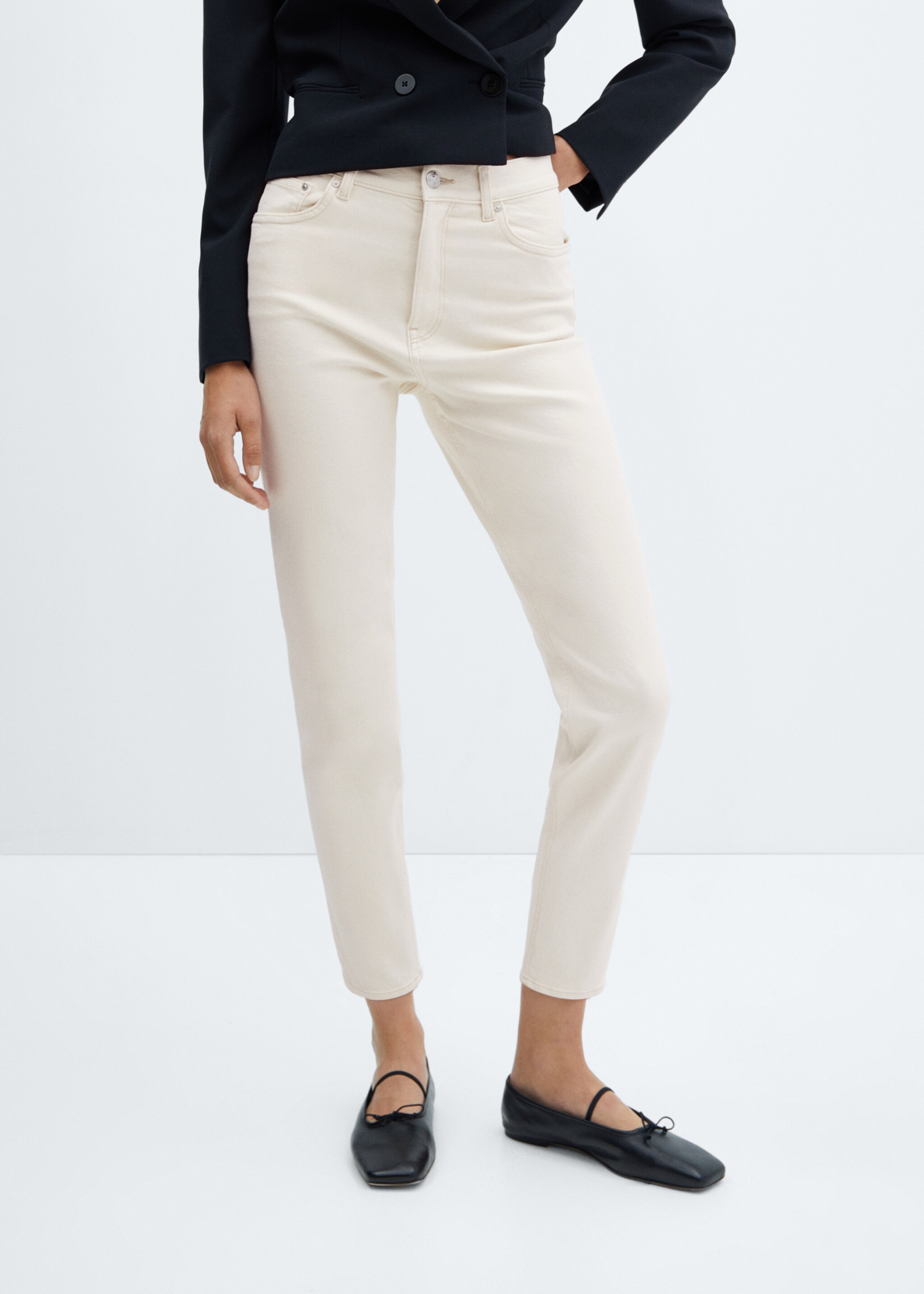 Jeans Newmom confort tiro alto - Plano medio, Blanco roto. Ref: 57050290-00.