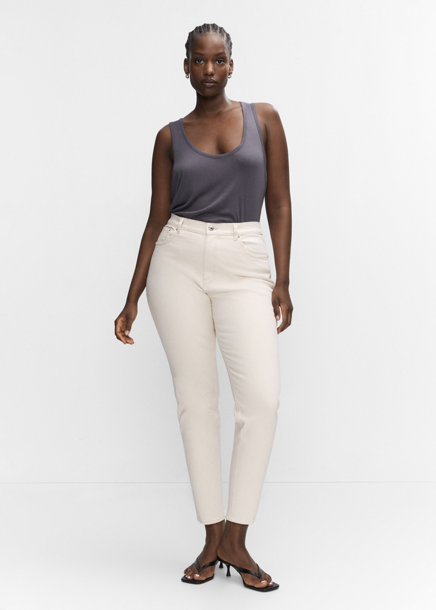 Mom comfort high-rise jeans - Details of the article 3