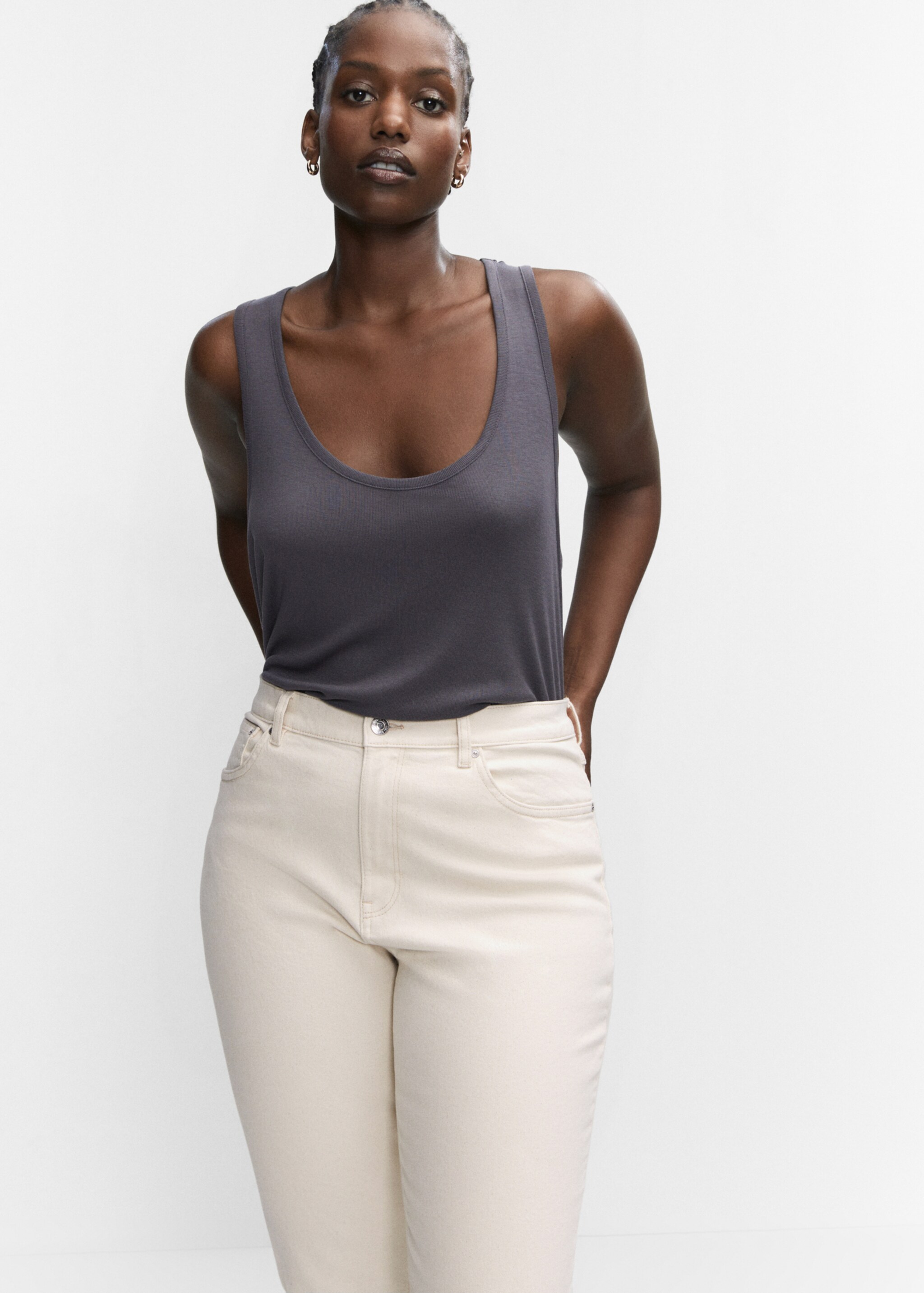 Jeans Newmom confort tiro alto - Detalle del artículo 5, Blanco roto. Ref: 57050290-00.