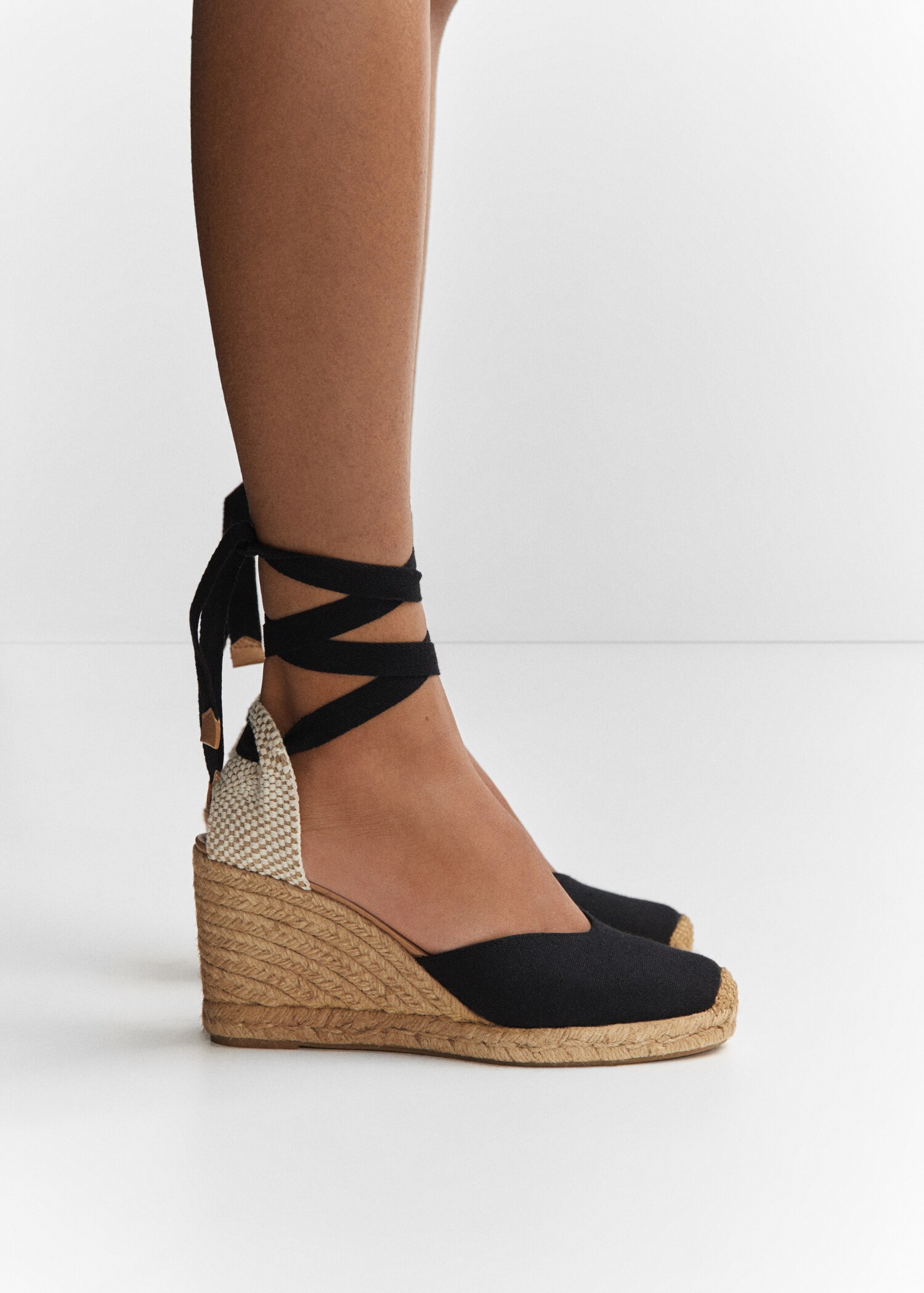 Wedge shoe with straps - Detaliu al articolului 9