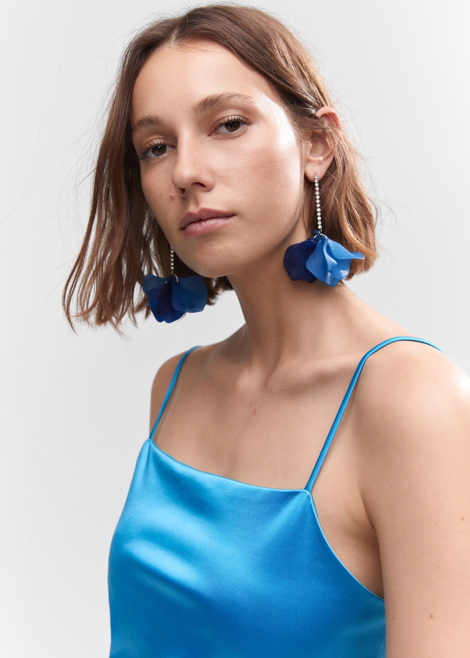 Robe courte satin - Détail de l'article 1