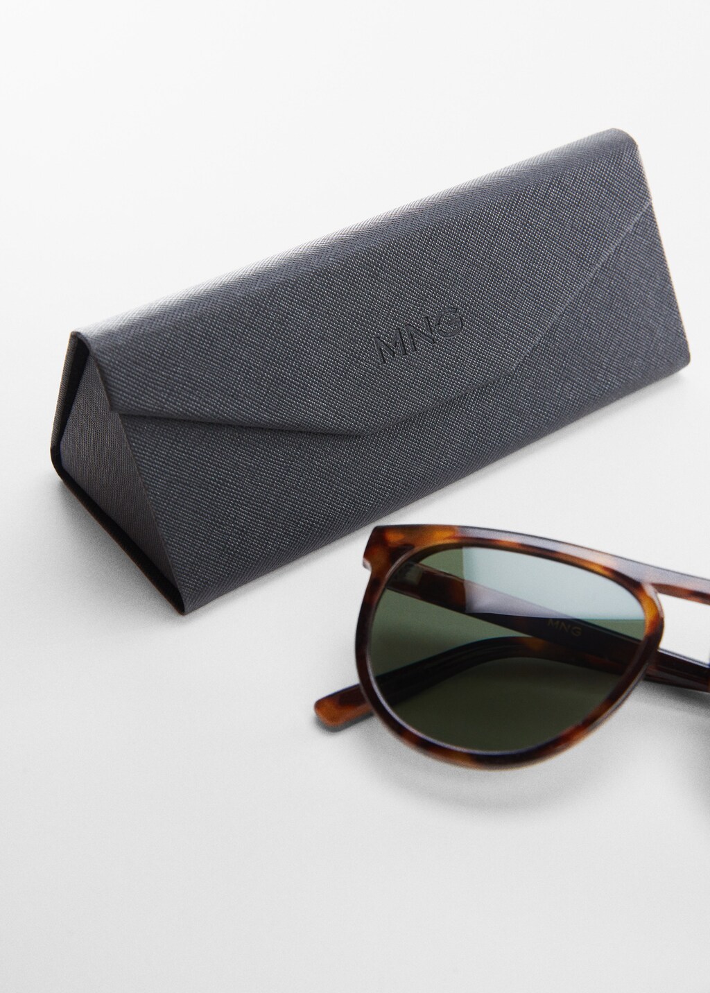 2 for 1 sunglasses sales