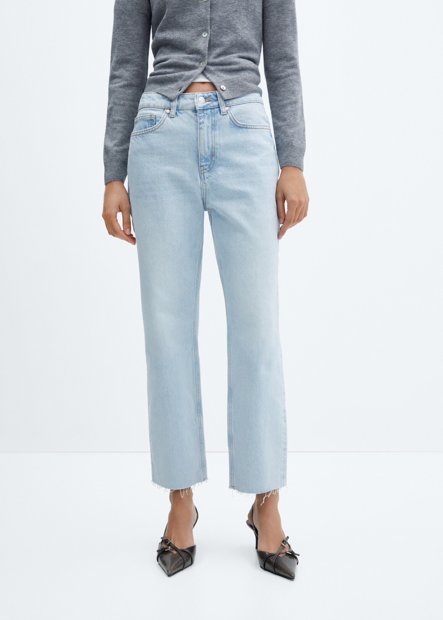 Jeans rectos tiro alto - Plano medio