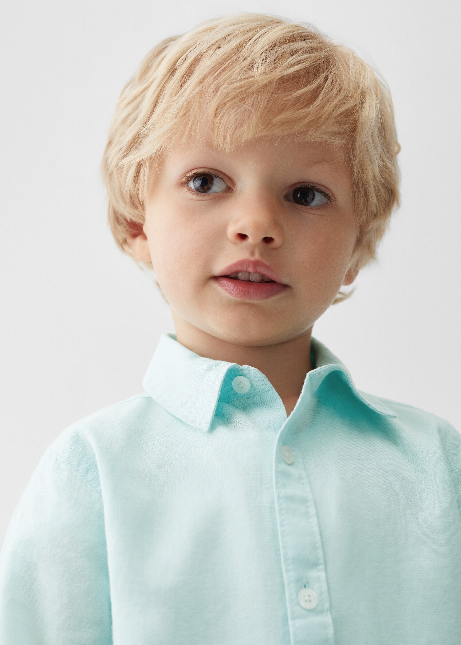 Regular-fit linen shirt - Details of the article 1