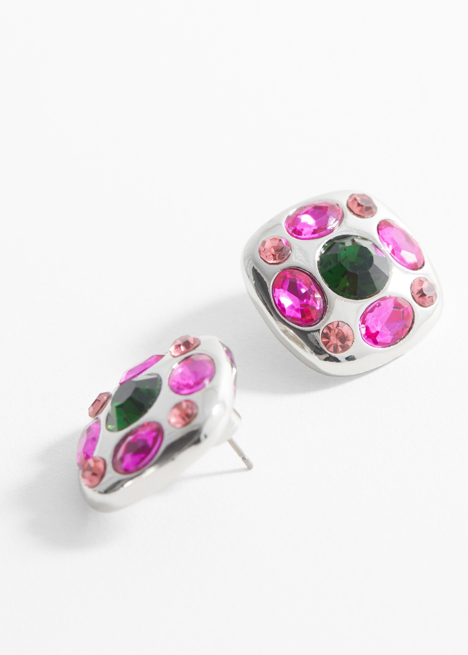 Boucles d’oreilles cristaux à facettes - Plan moyen
