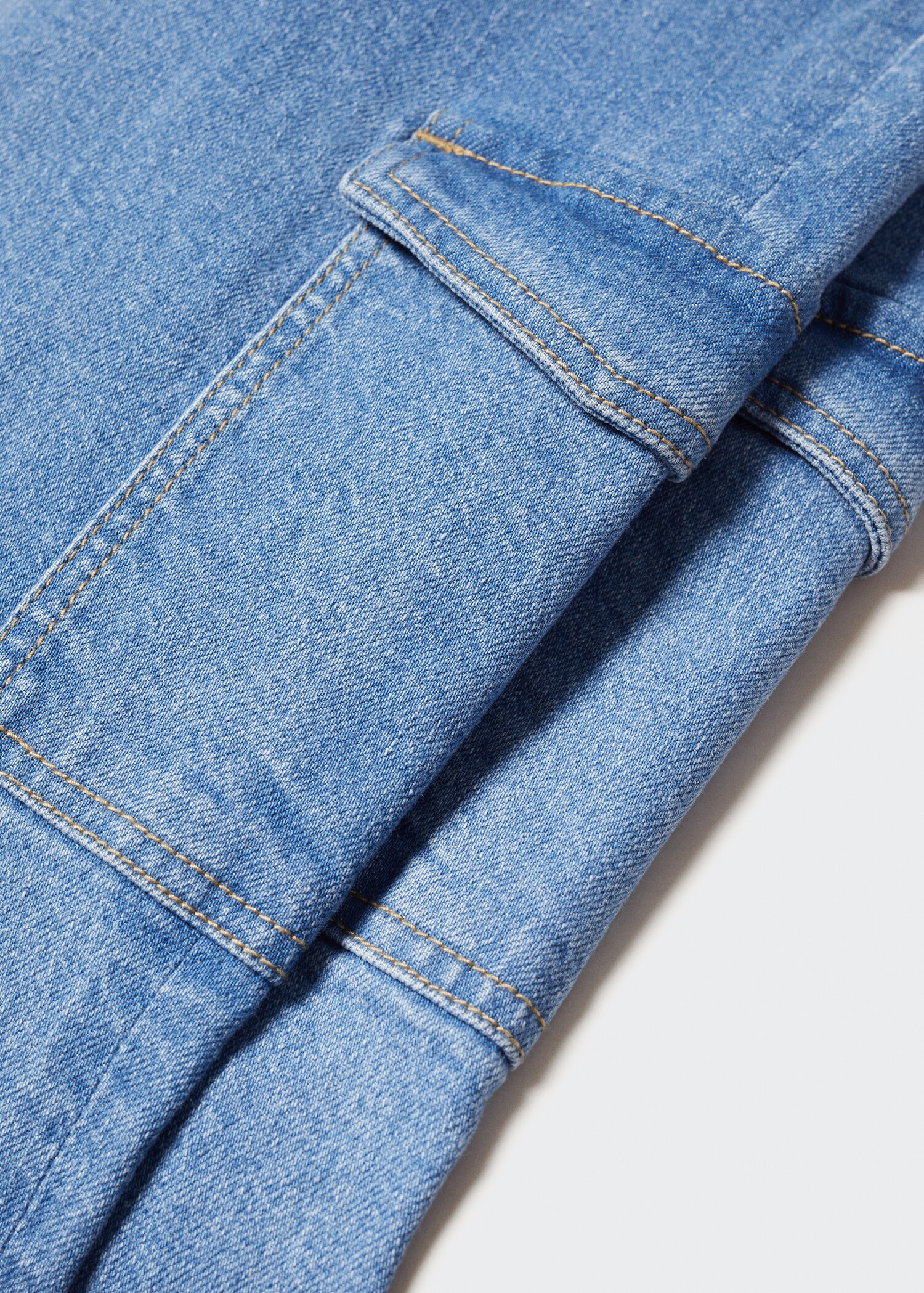 Jeans flare cargo - Detalle del artículo 8