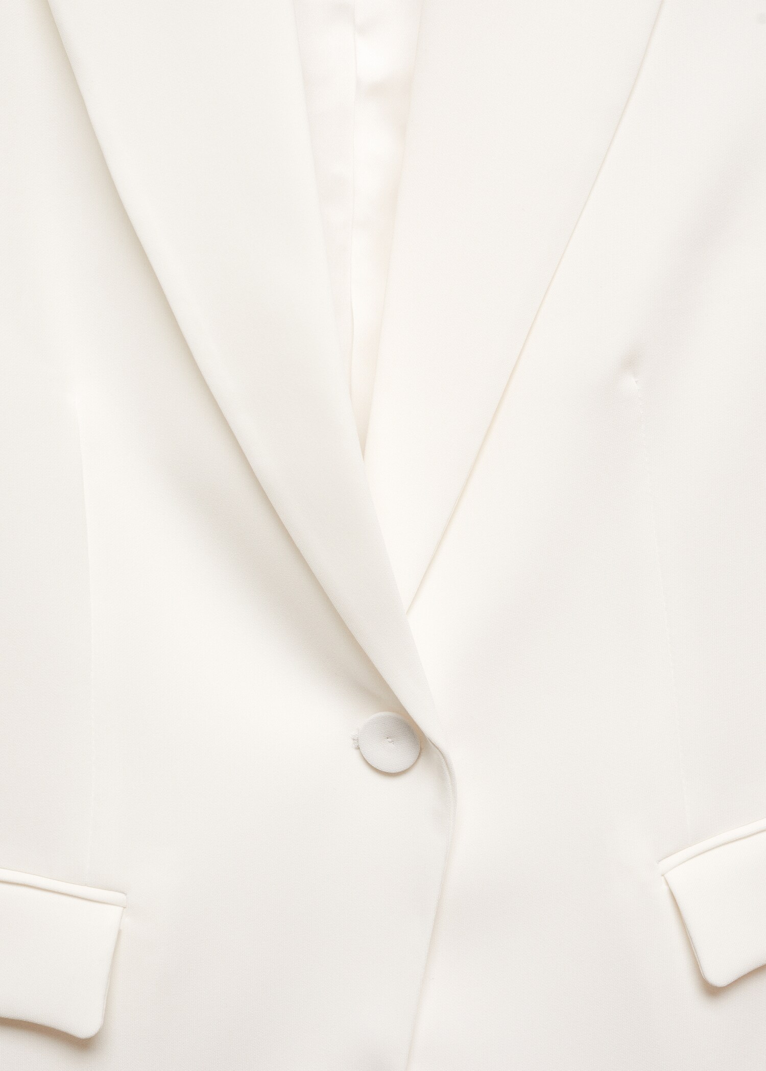 Suit jacket with buttons  - Details of the article 8