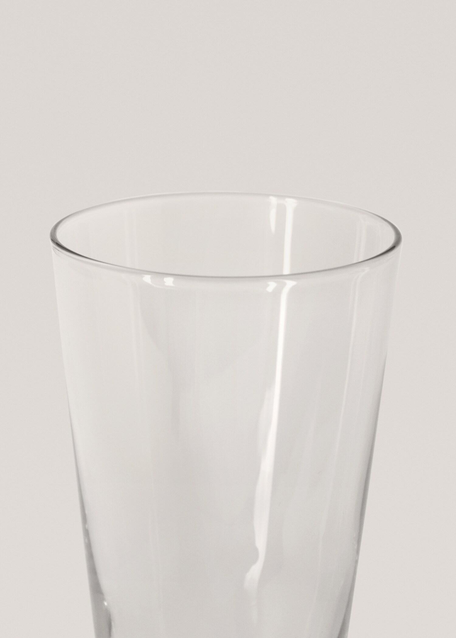 Stem glass - Details of the article 2