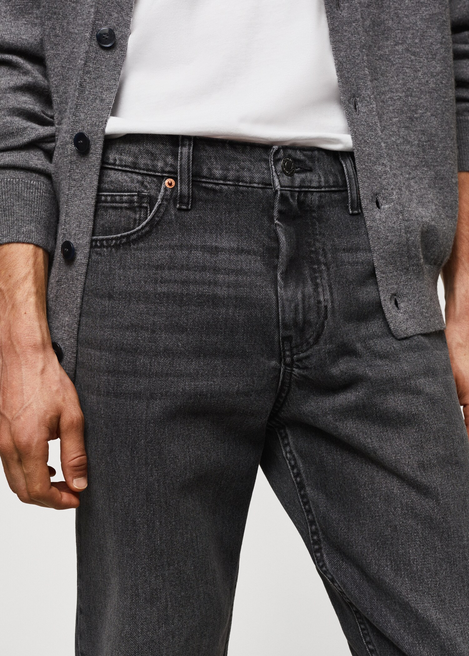 Bob straight-fit jeans - Details of the article 1