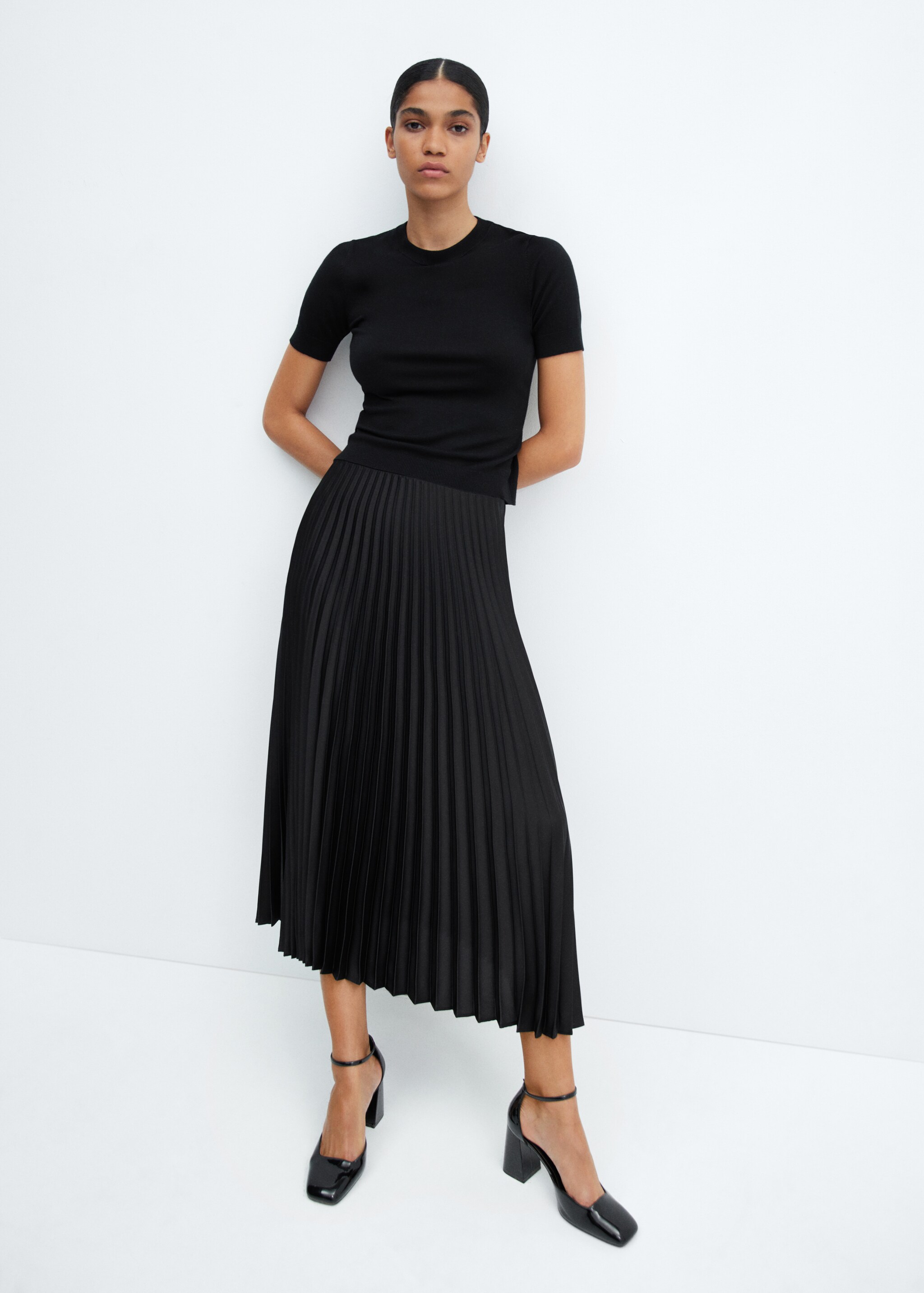 Pleated midi skirt - Details of the article 2