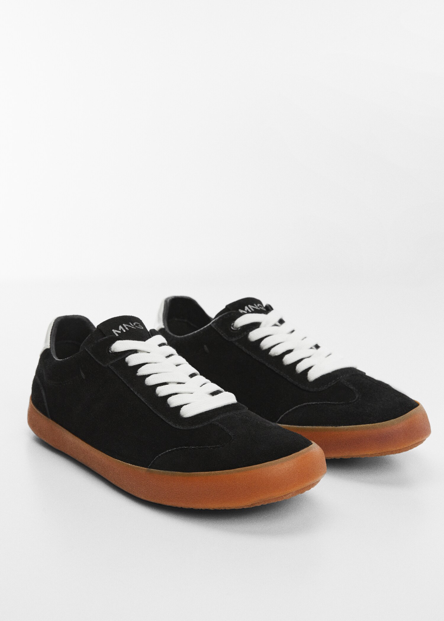 Deportivas piel cordones - Plano medio
