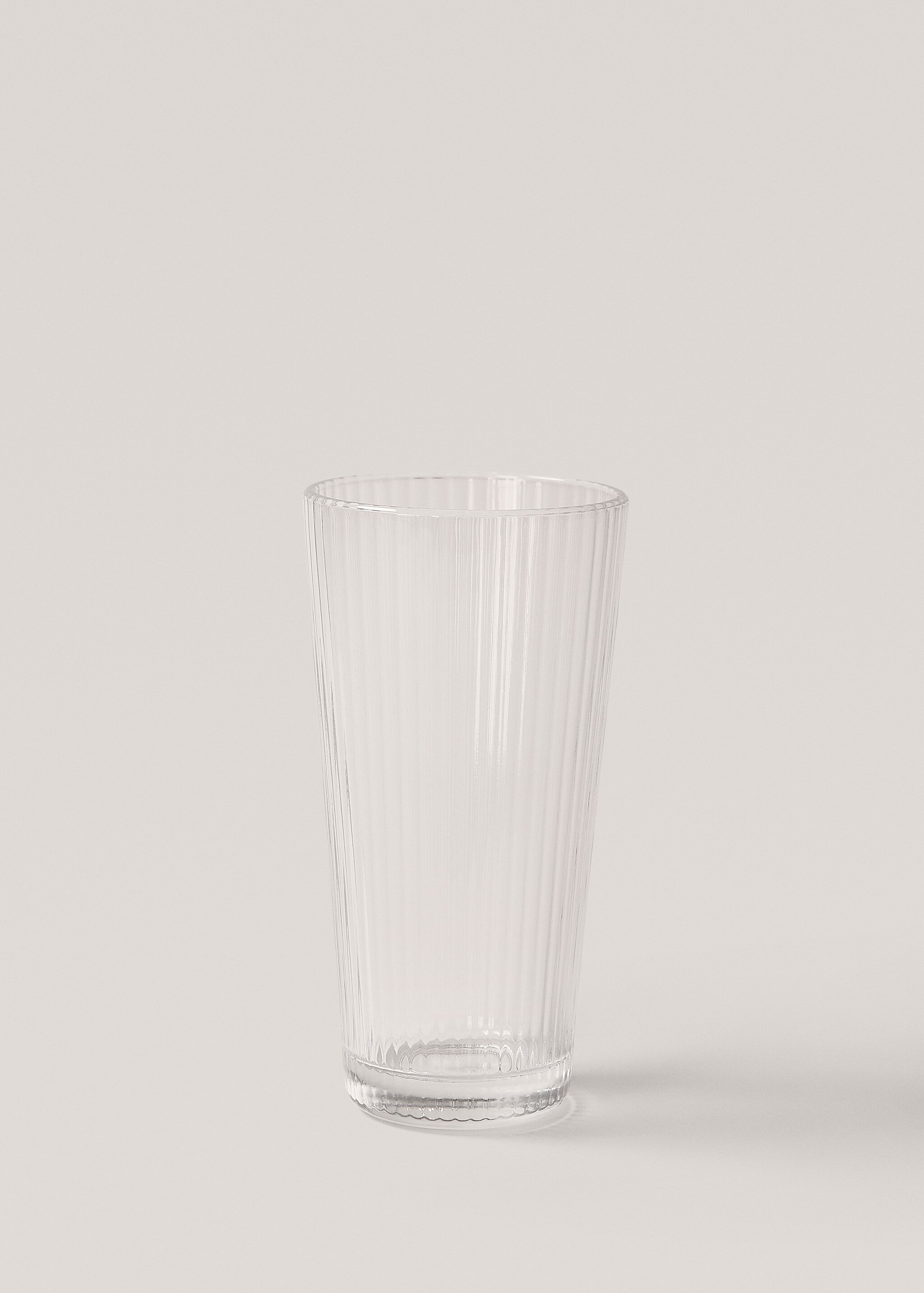 14 cm transparent glass with stripes - Article without model