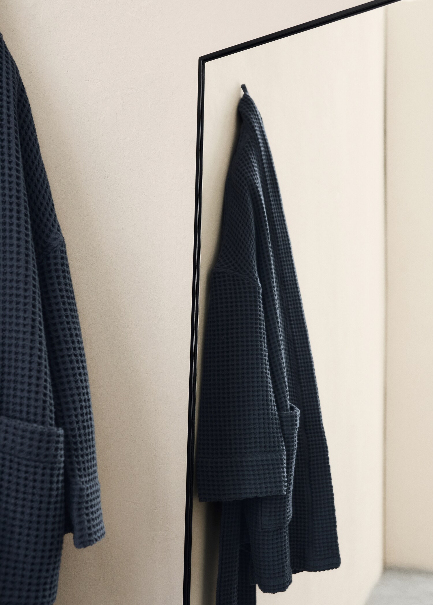 100% cotton waffle bathrobe - Details of the article 6
