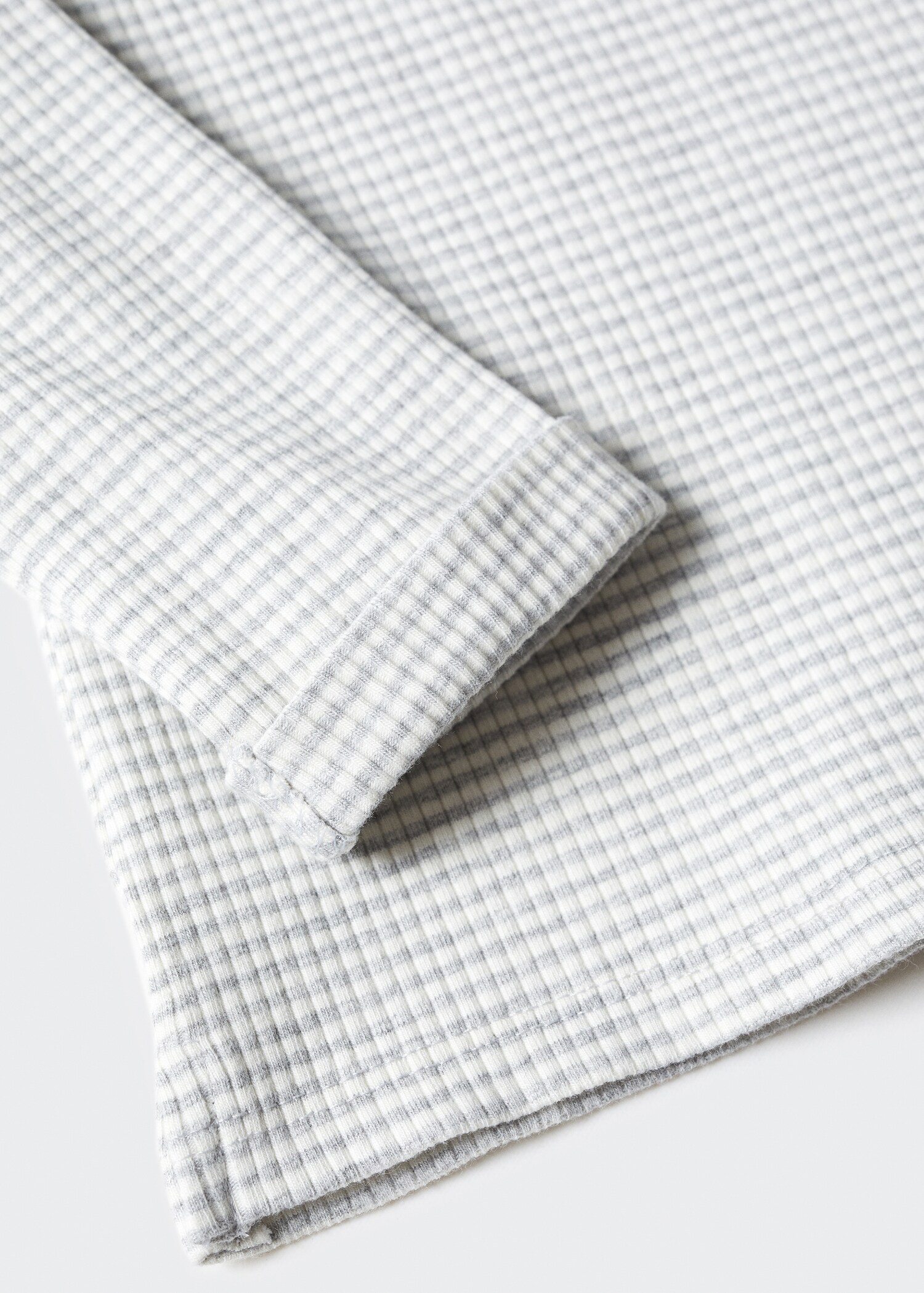 Striped long sleeves t-shirt - Details of the article 0