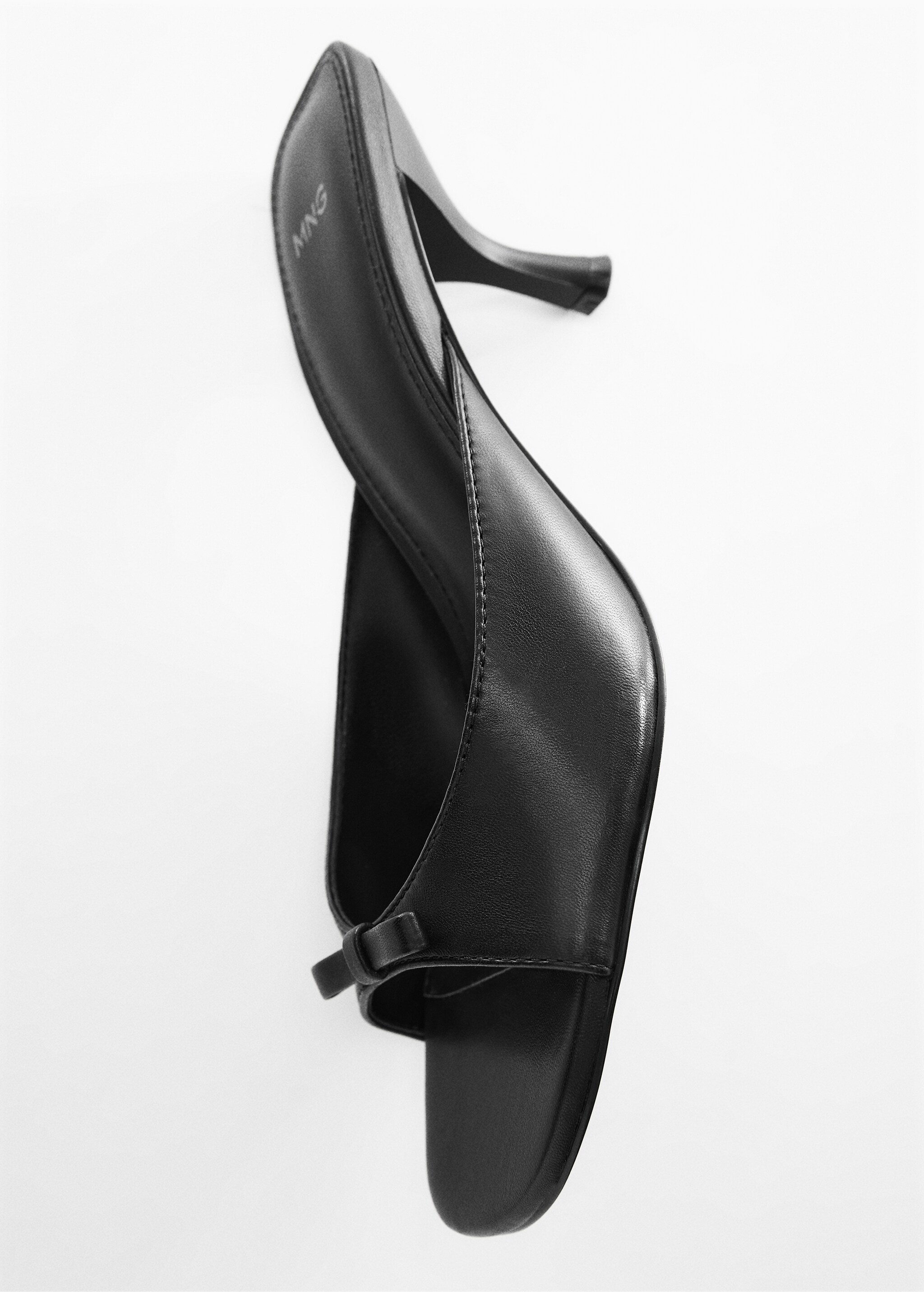 Bow leather sandals - Details of the article 5