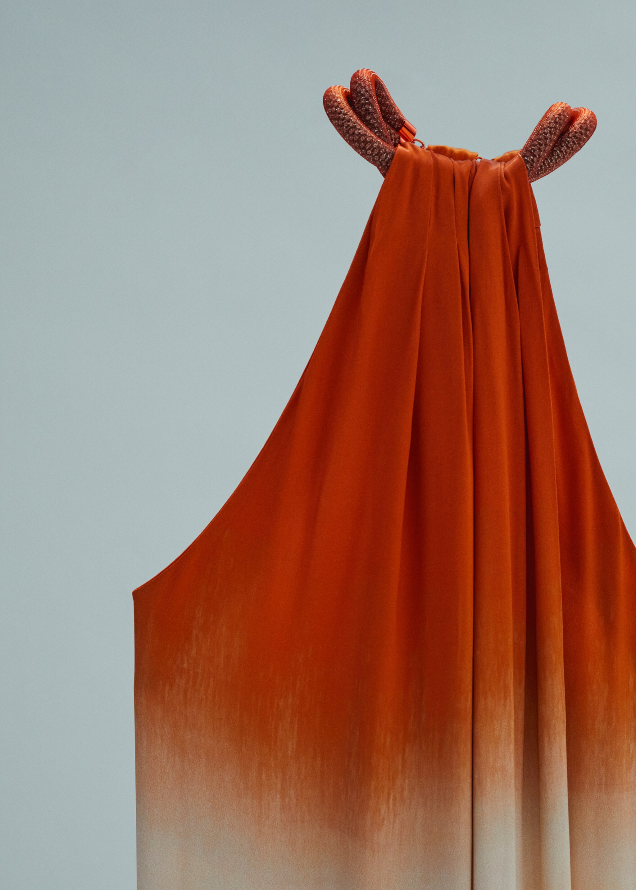 Structured satin dress with rhinestone neckline - Details of the article 8, Orange. Ref: 57055150-00.
