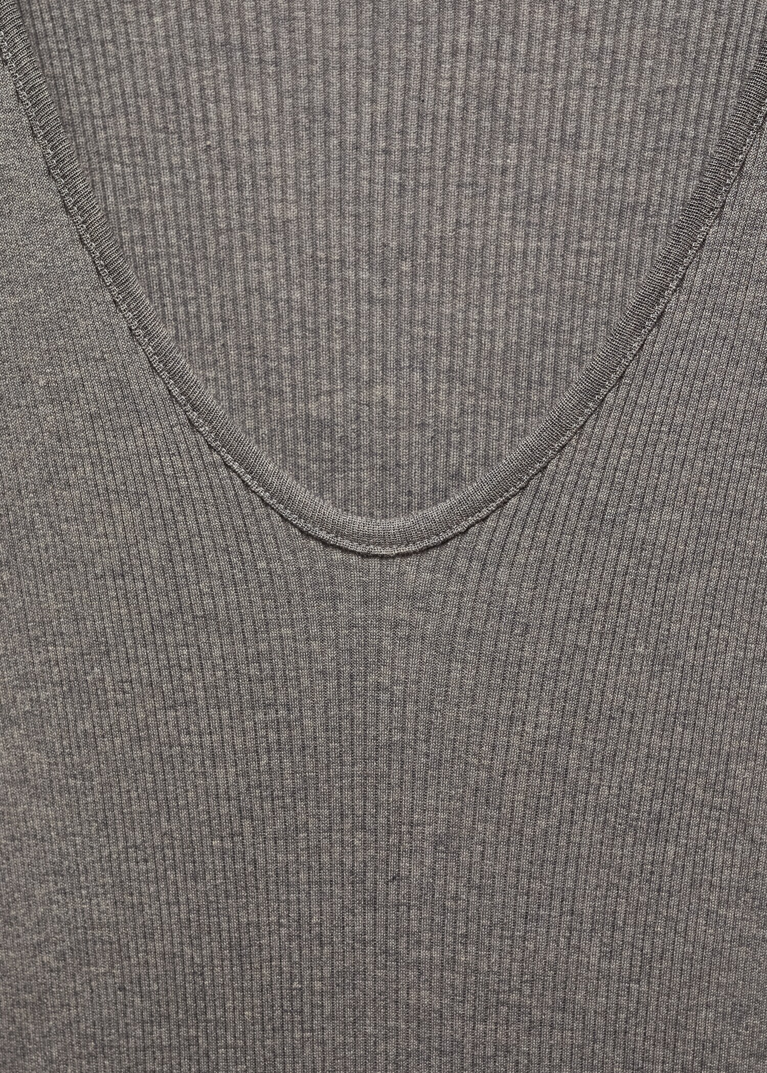 Blackberry silk top - Details of the article 8