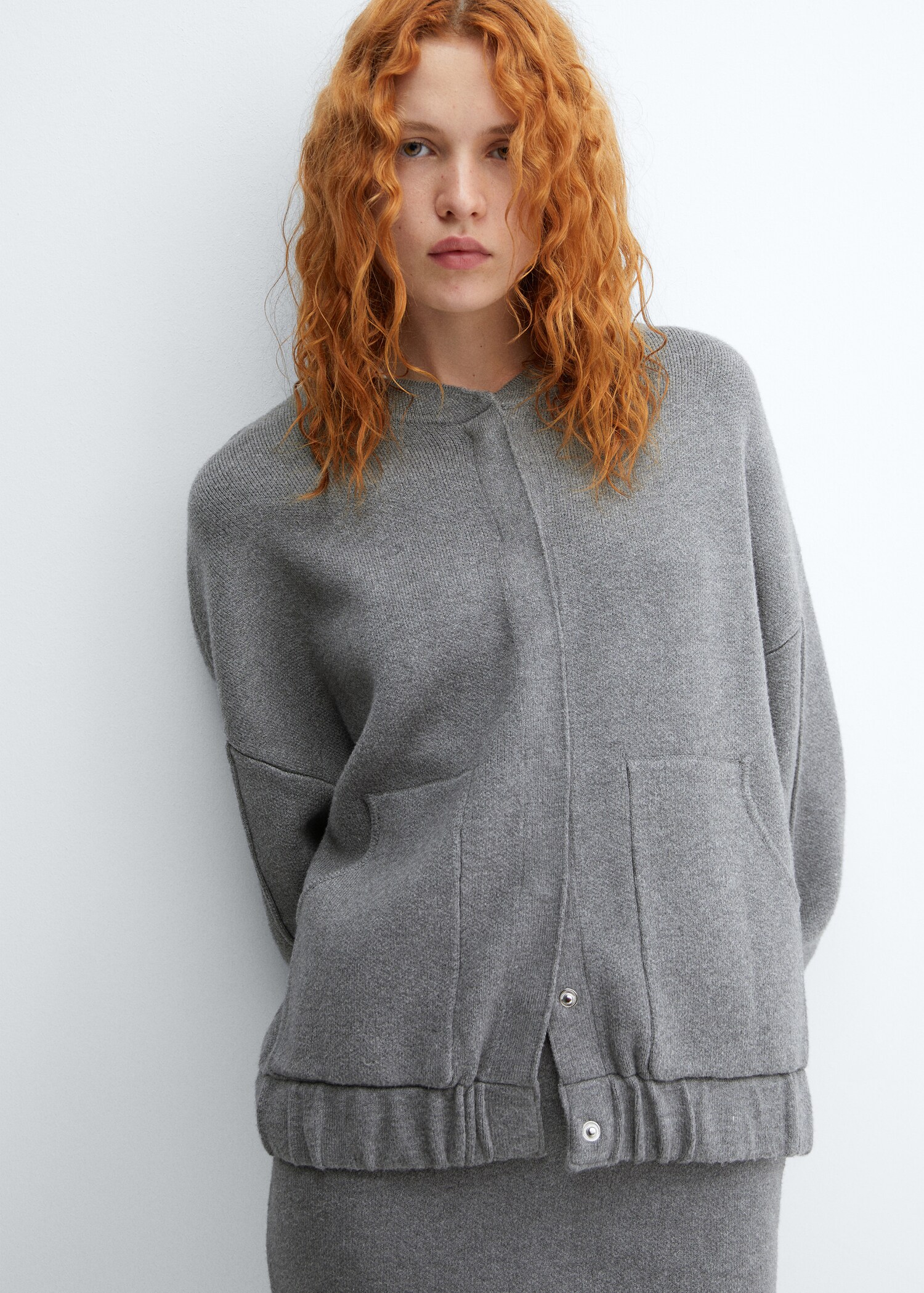 Knitted bomber jacket - Details of the article 2