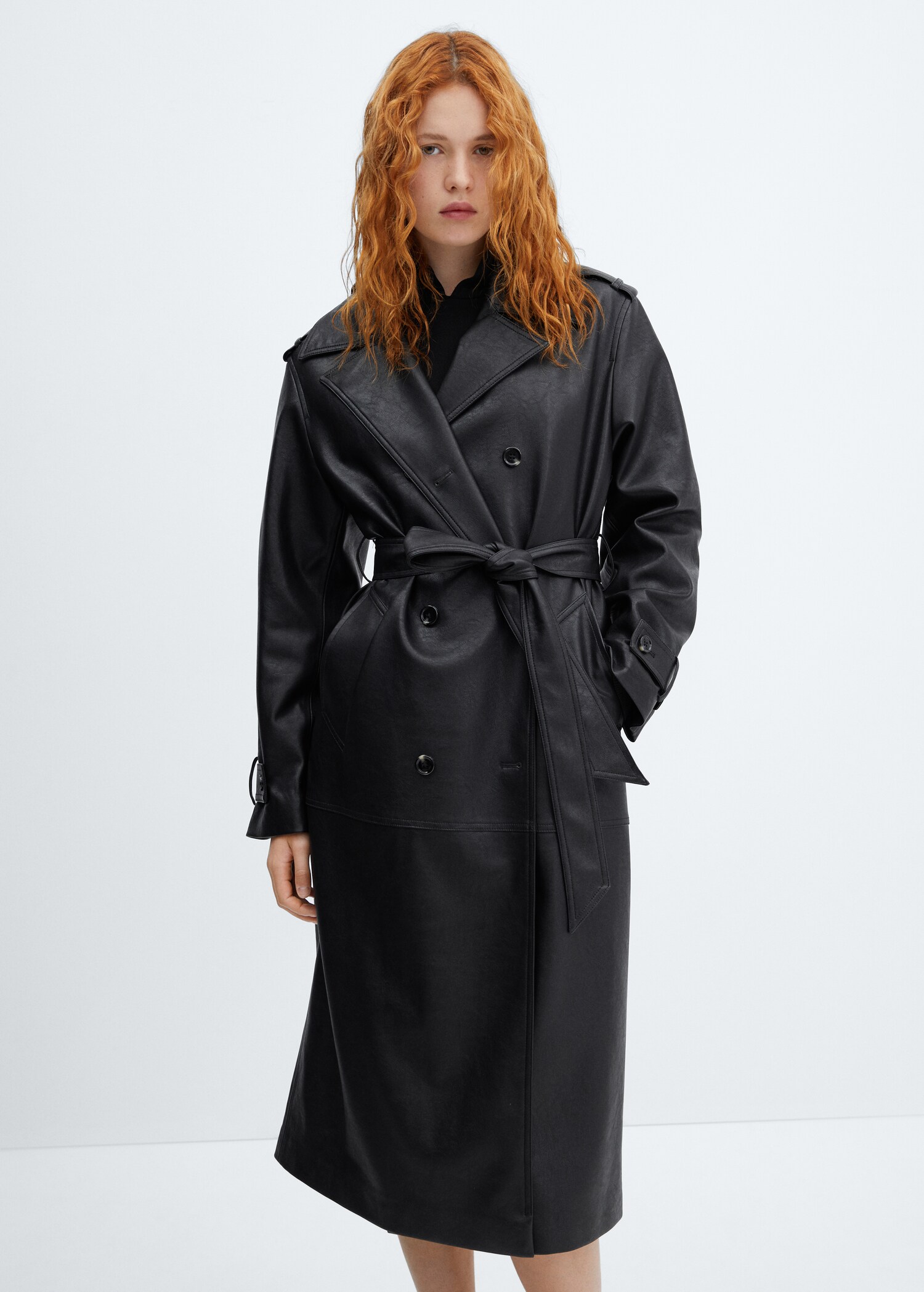 Trench oversize efecto piel - Plano medio