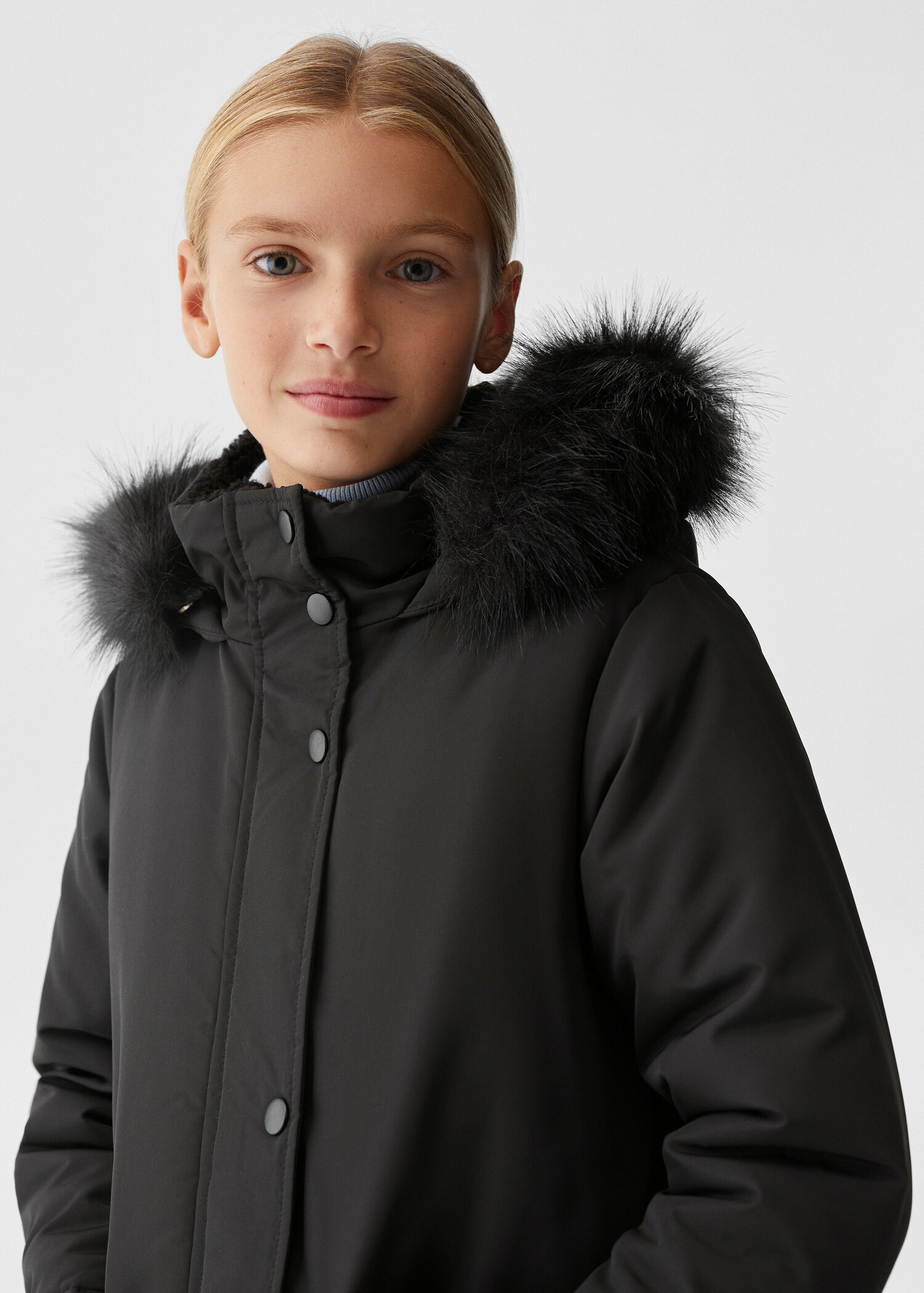 Anorak impermeable capucha pelo - Detalle del artículo 1