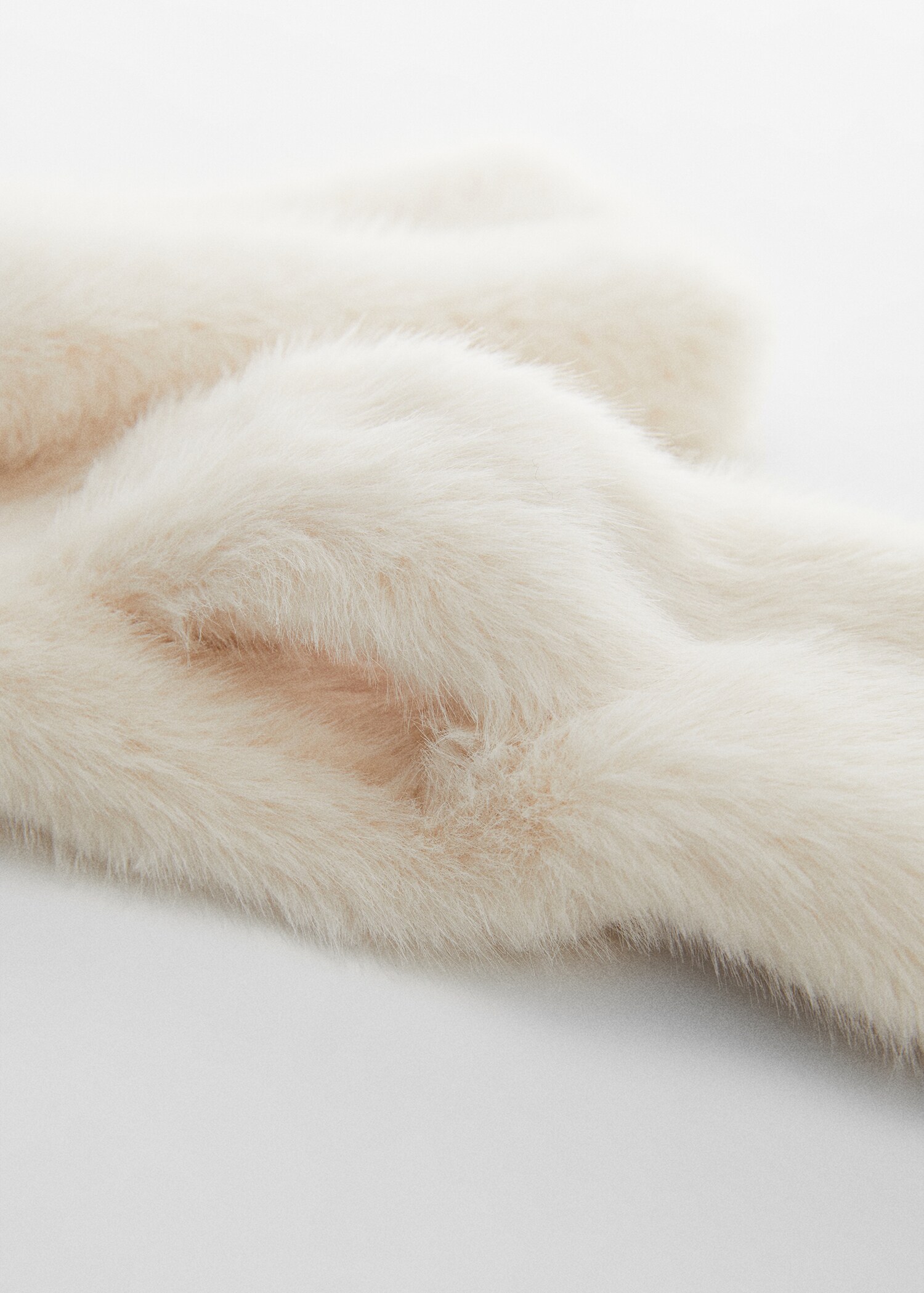 Faux fur scarf - Medium plane