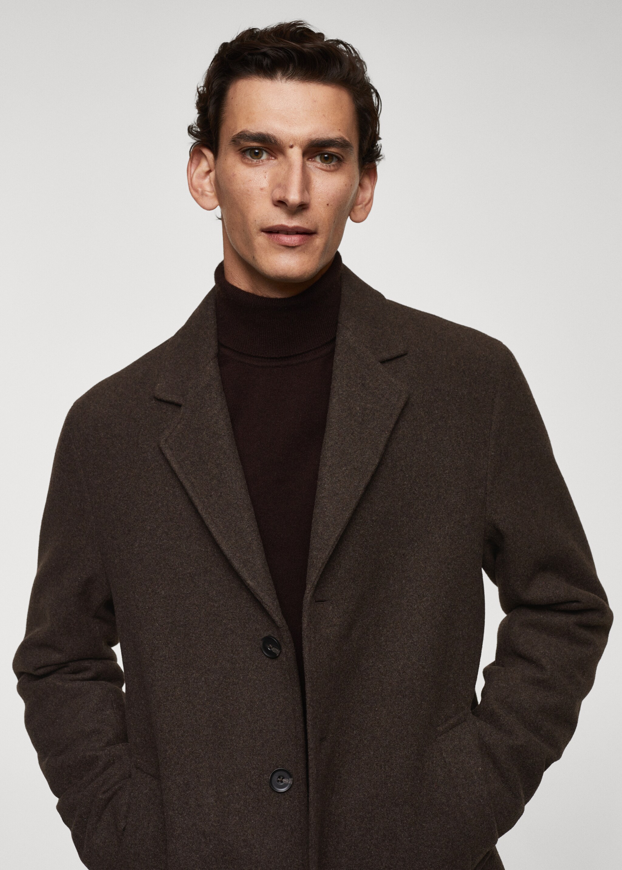 Thermoregulating wool coat - Details of the article 1