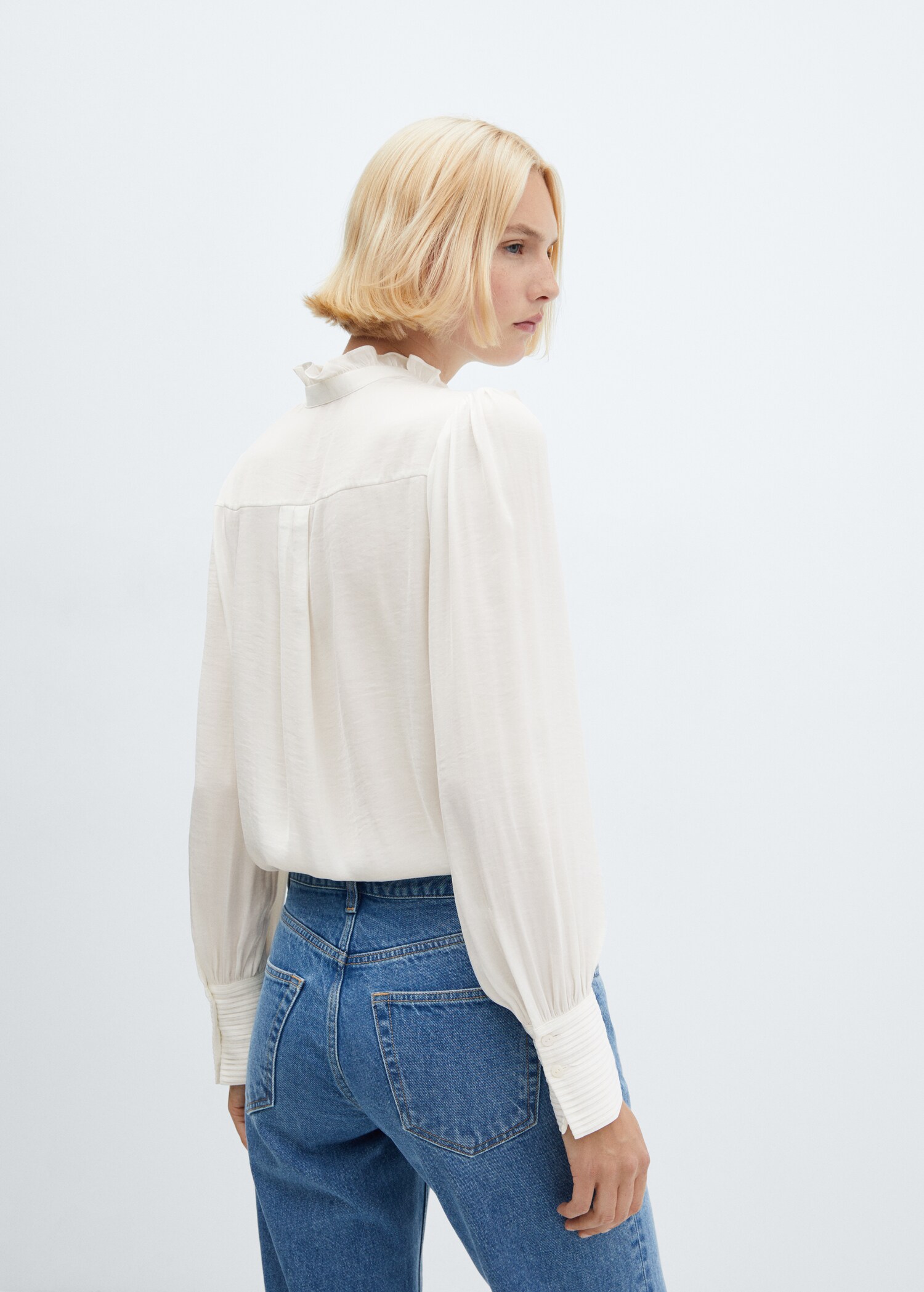 Shirt with ruffle detail  - Reverse of the article