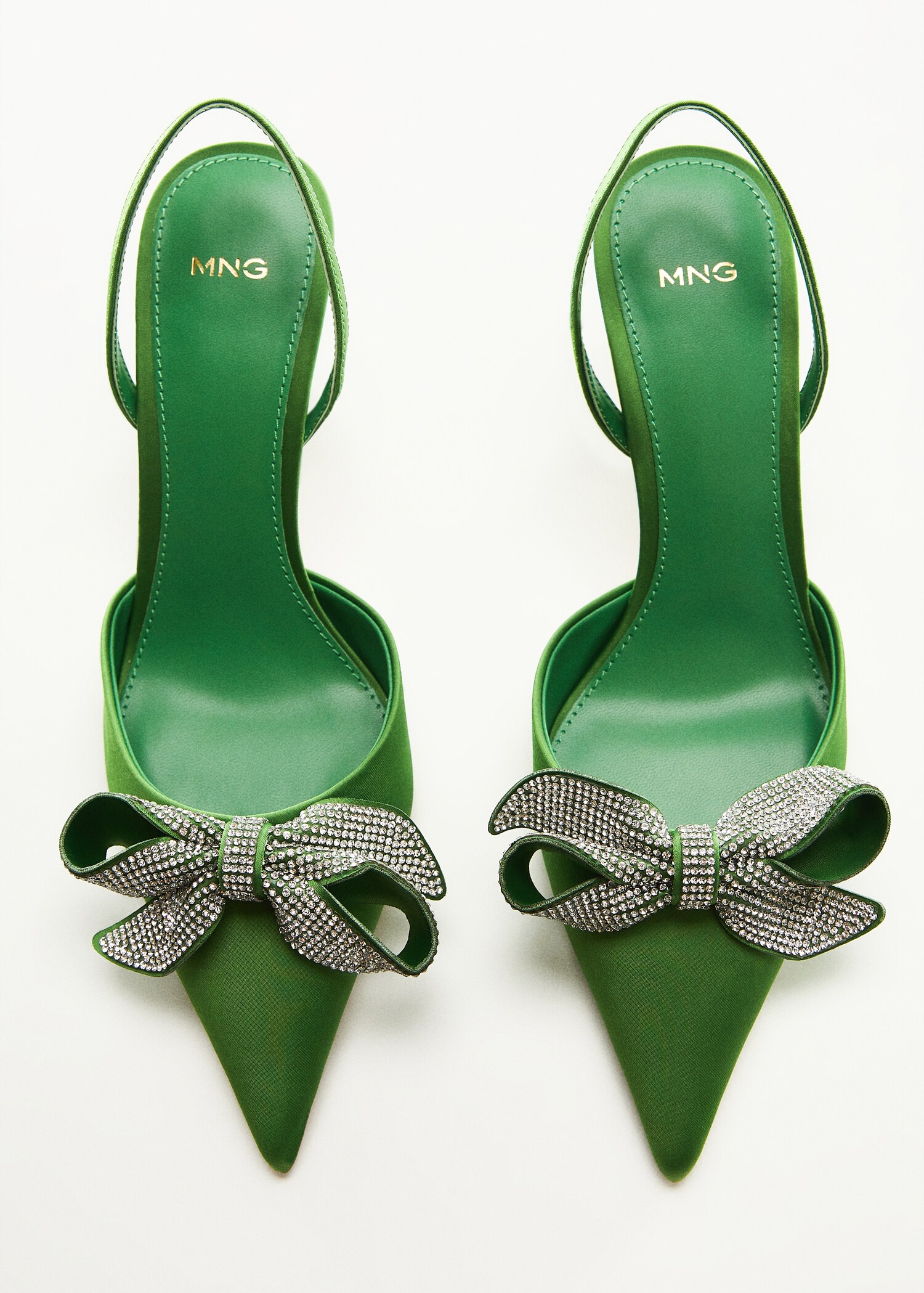 Bow-heeled shoes - Details of the article 5