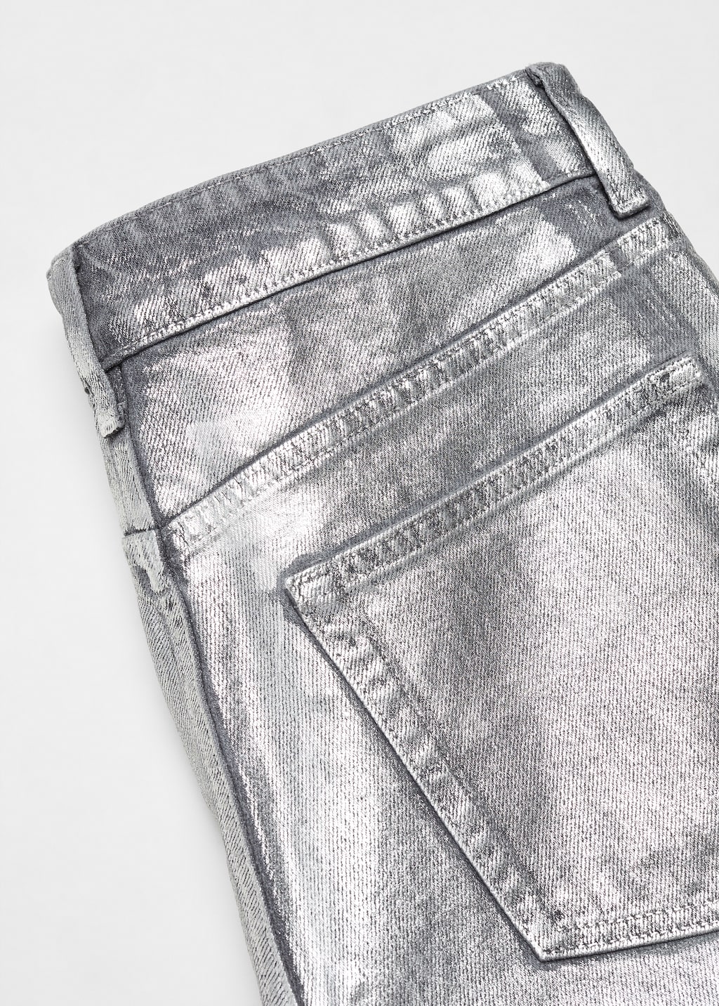 パンツ FOIL STRAIGHT COLOR DENIM Straight foil jeans - Women | MANGO Japan