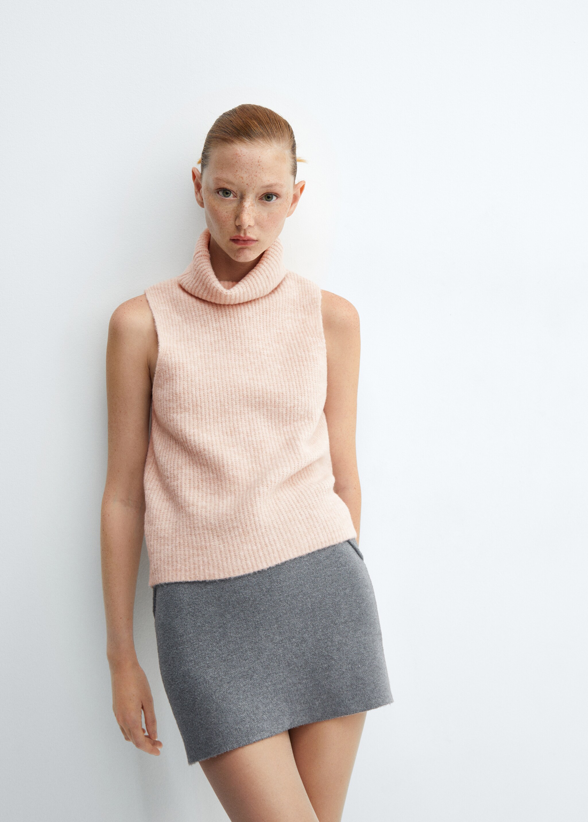 Turtleneck knit top - Details of the article 2