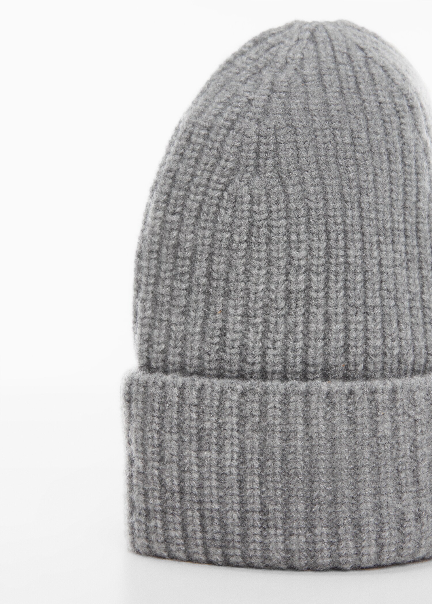 Ribbed knit beanie - Medium plane