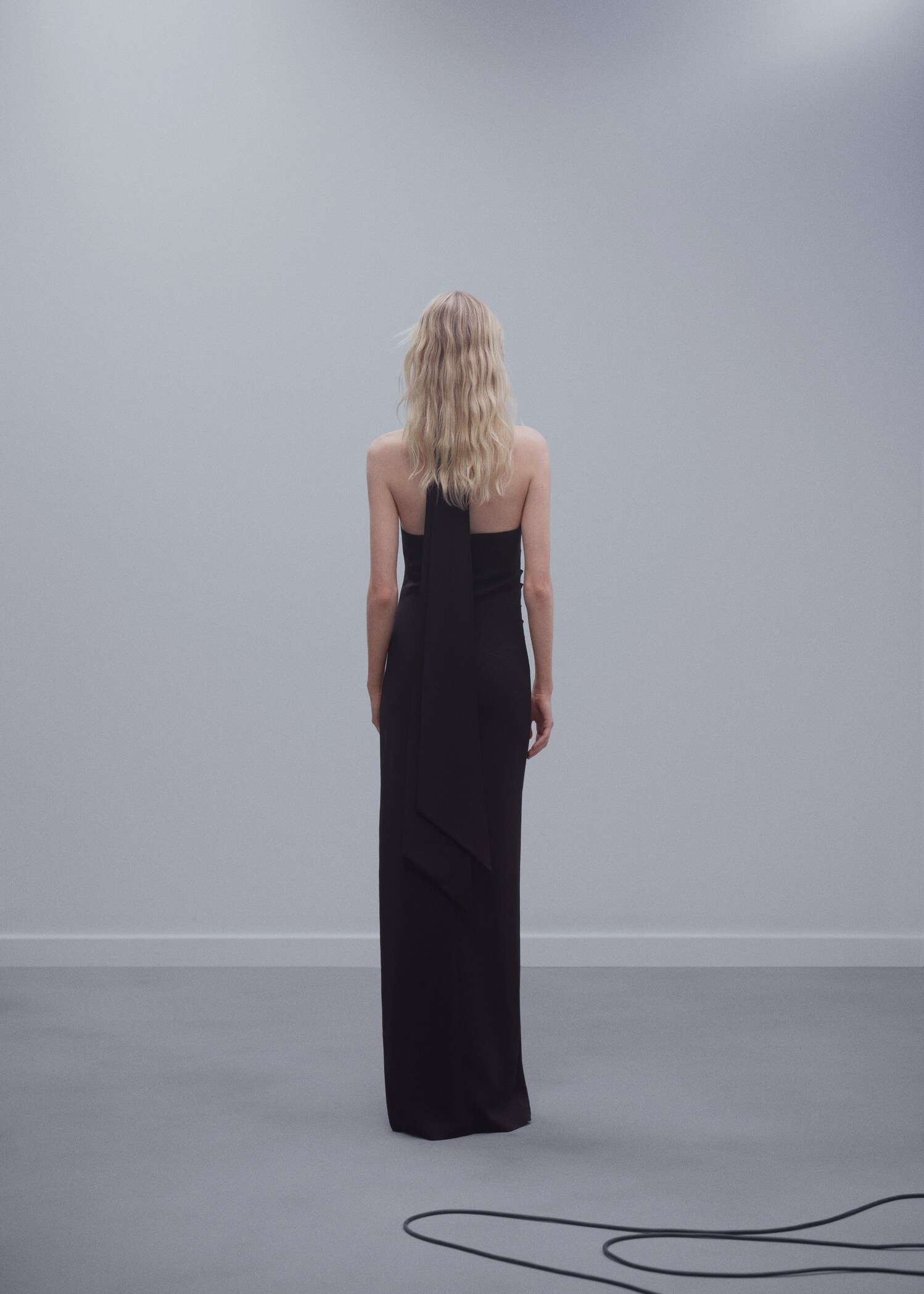 Vestido maxi flores abertura - Reverso del artículo