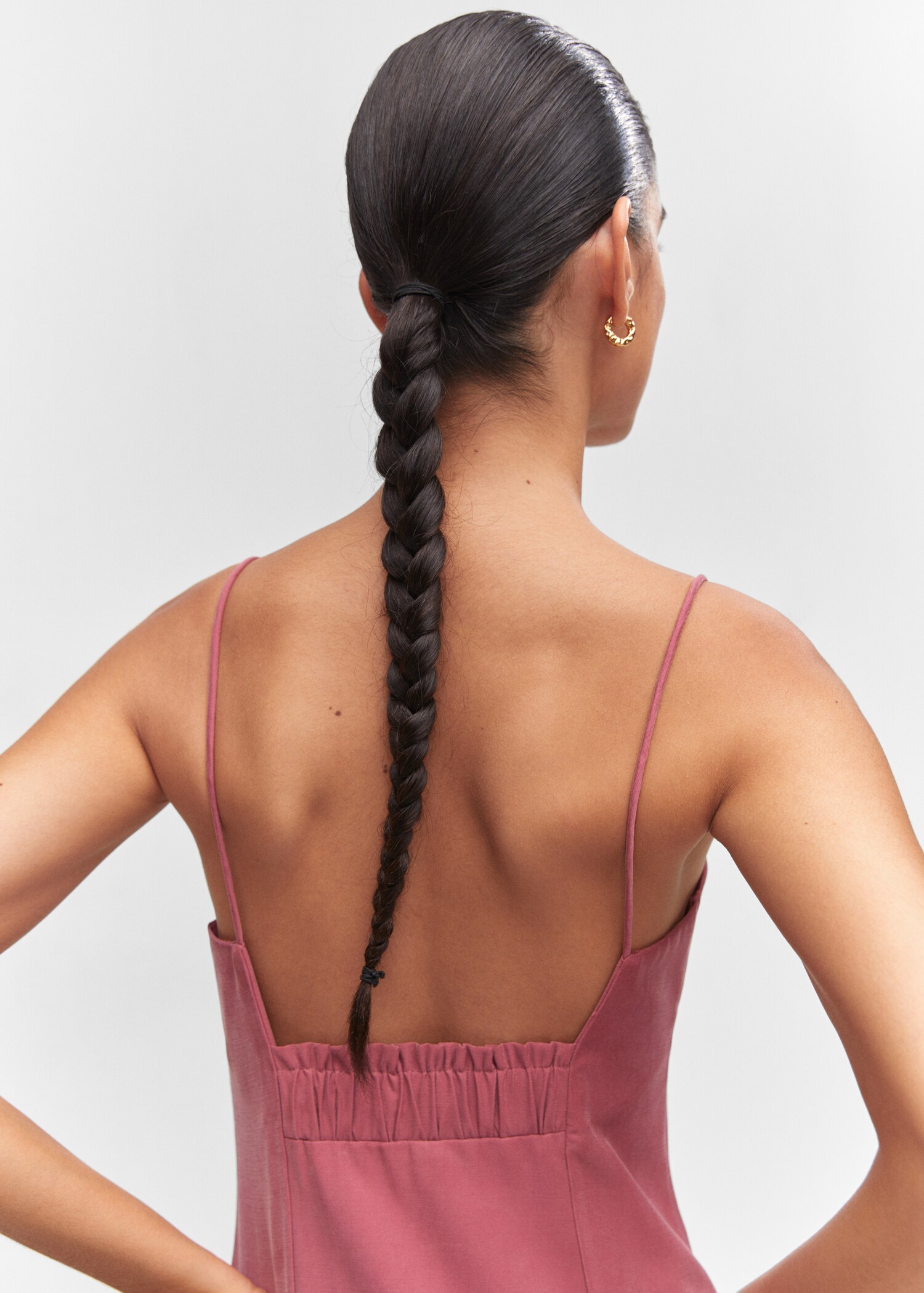 Low-cut midi-dress - Details of the article 6