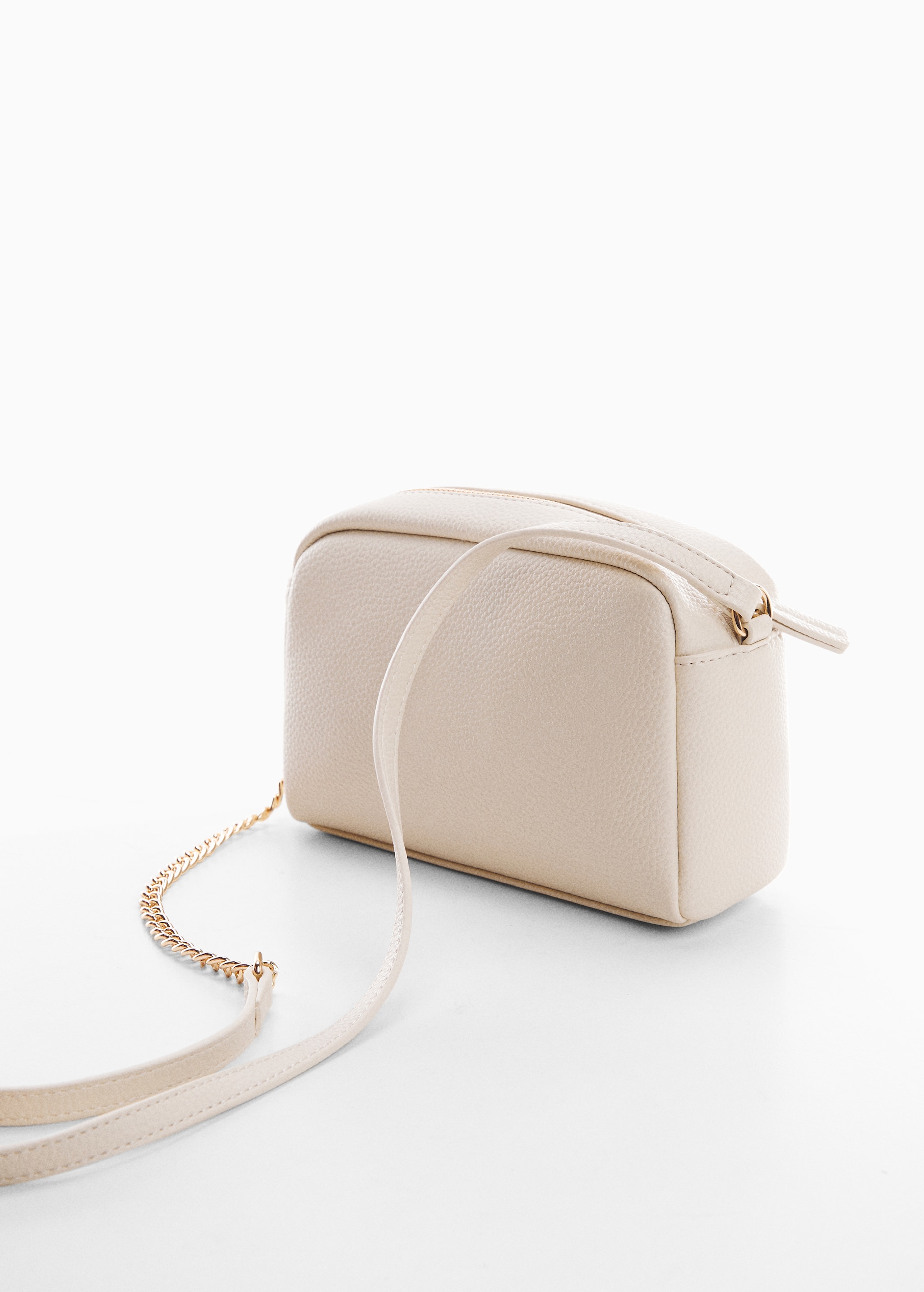 Crossbody bag with chain - Details of the article 1